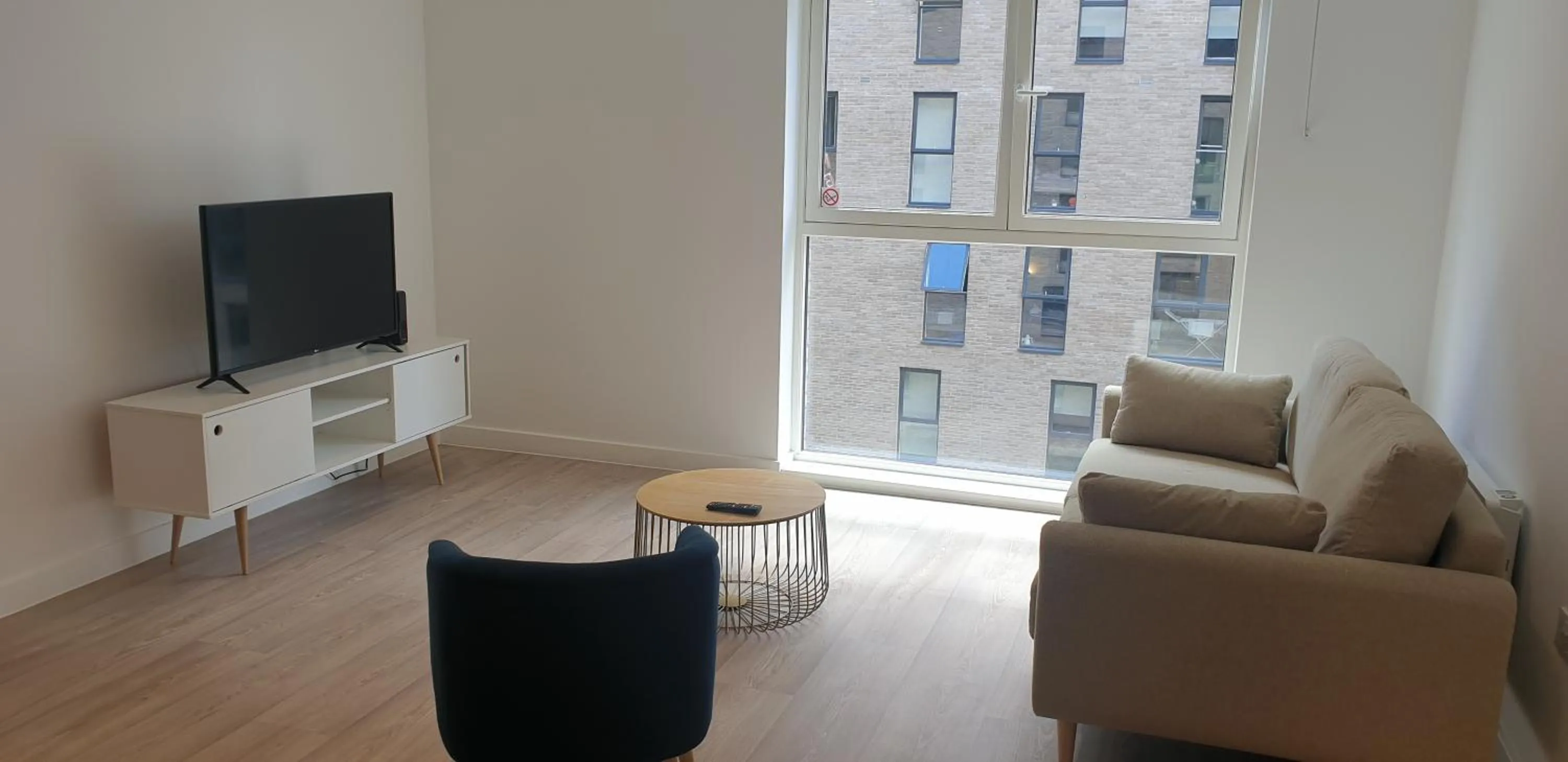 TV and multimedia in Quay Apartments Exchange Quay