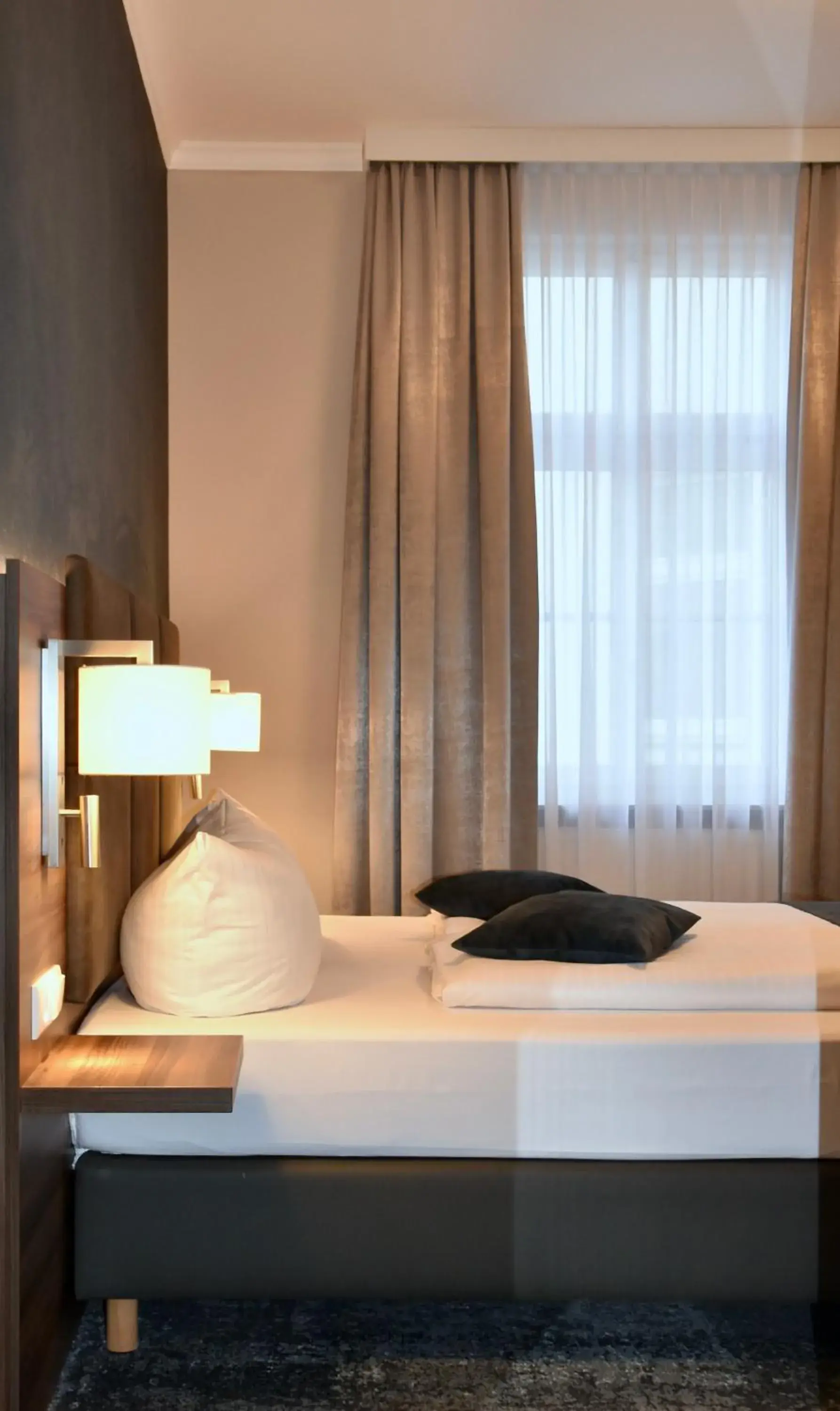 Deluxe Double Room in Schwarzer Bär Jena Deluxe Double Room in Schwarzer Bär Jena