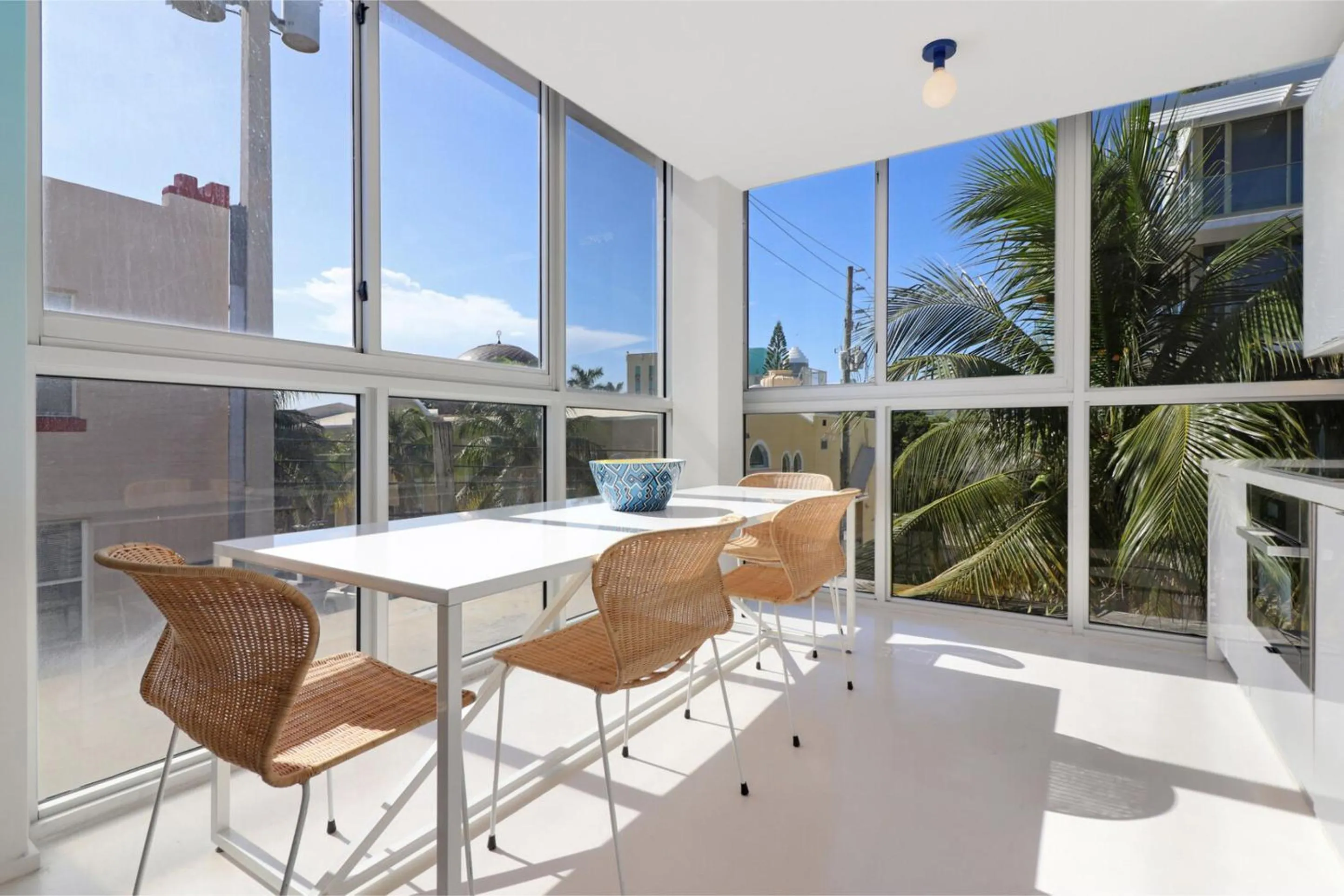 Roami at 250 Collins