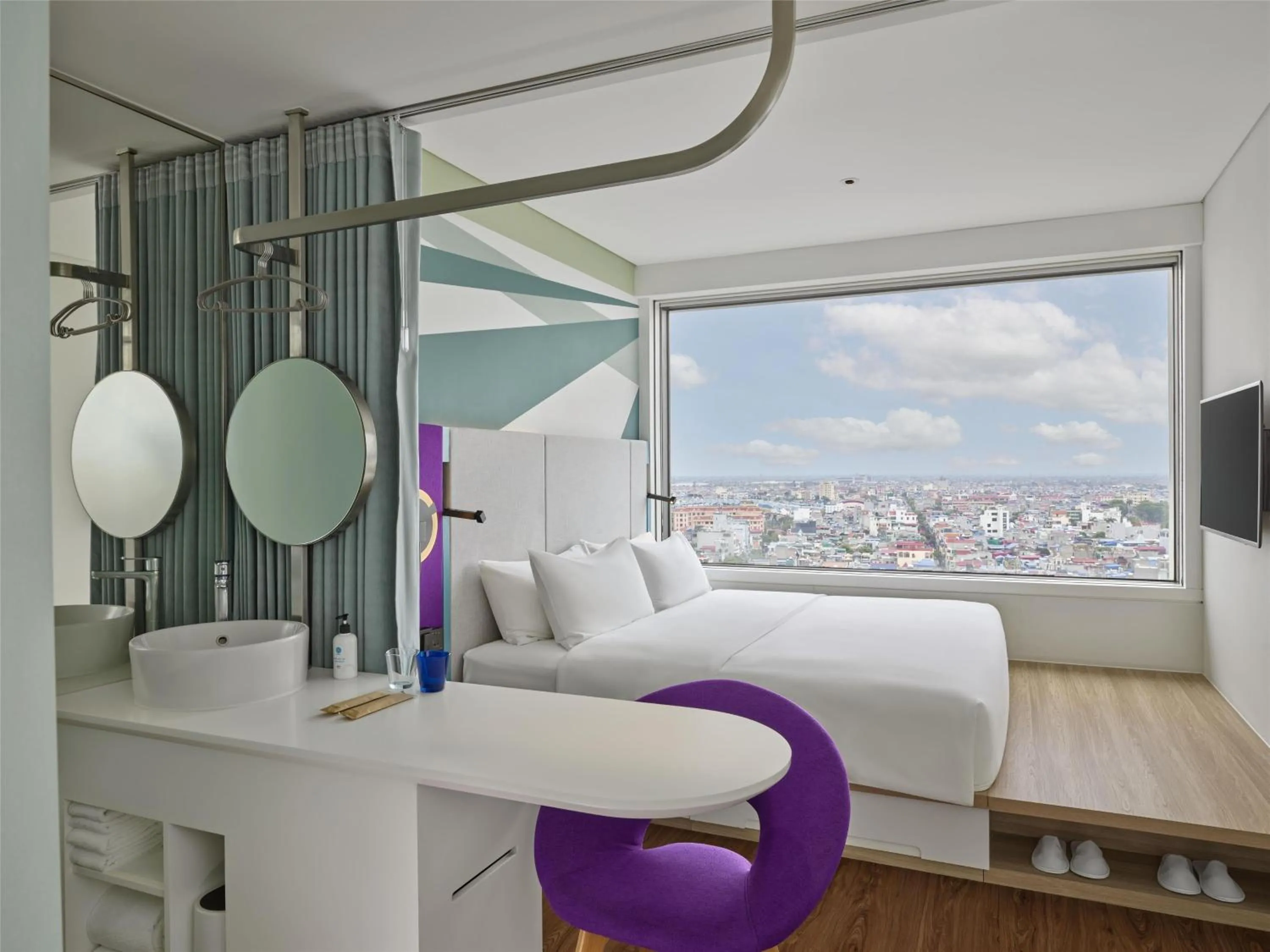 Bed in Tru by Hilton Nam Dinh City Centre