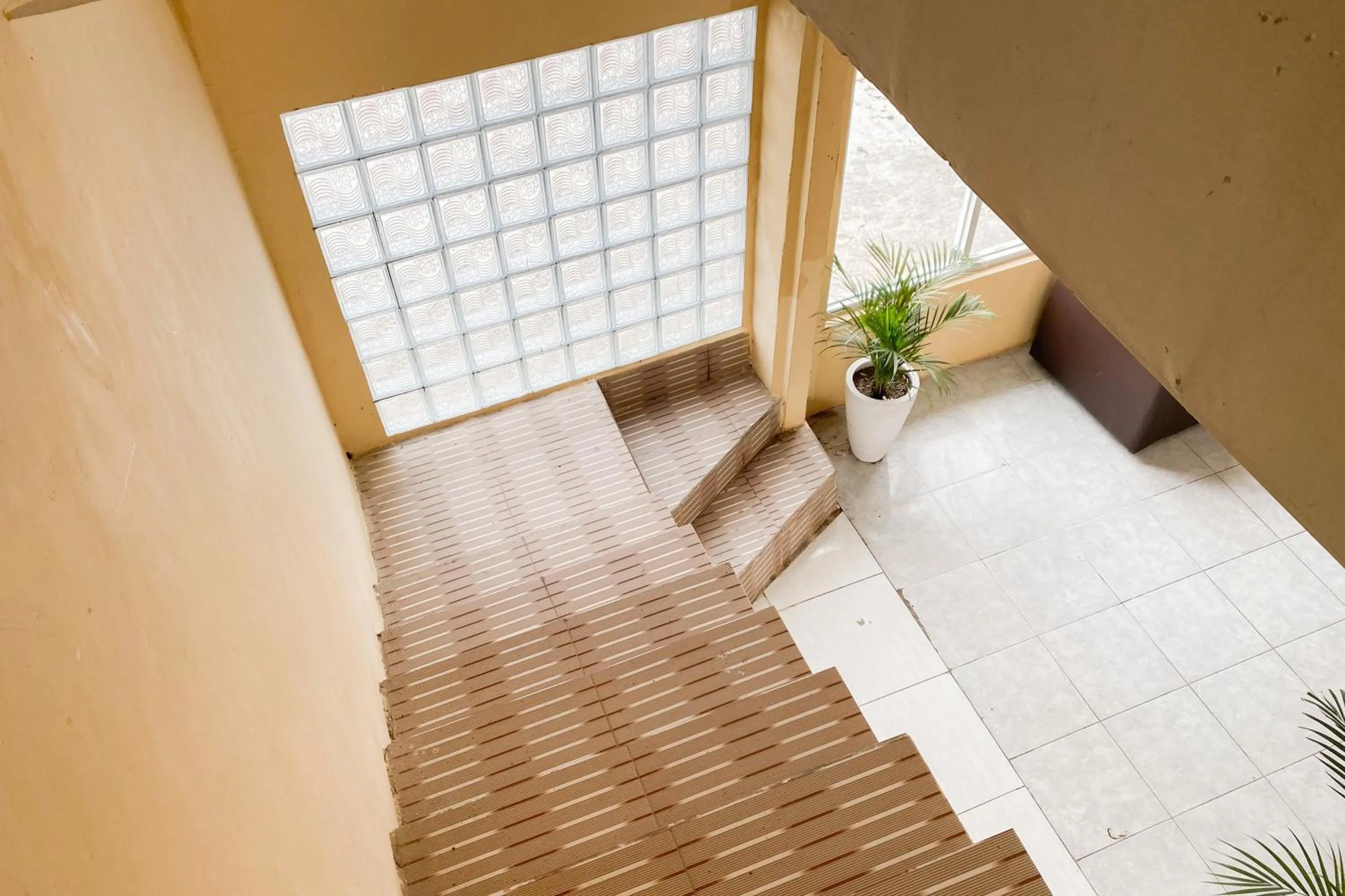 Property building in RedDoorz at Hotel Warna Palopo