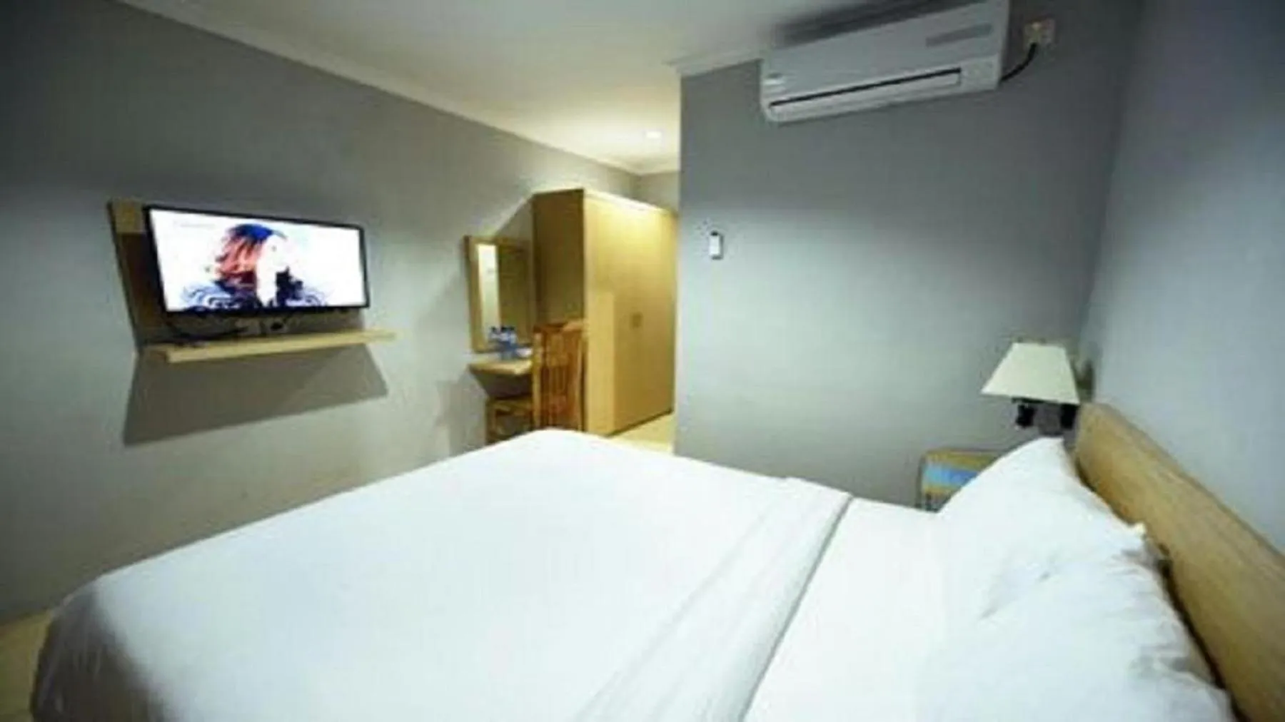 Bedroom, Bed in Omnea Hotel - Syariah