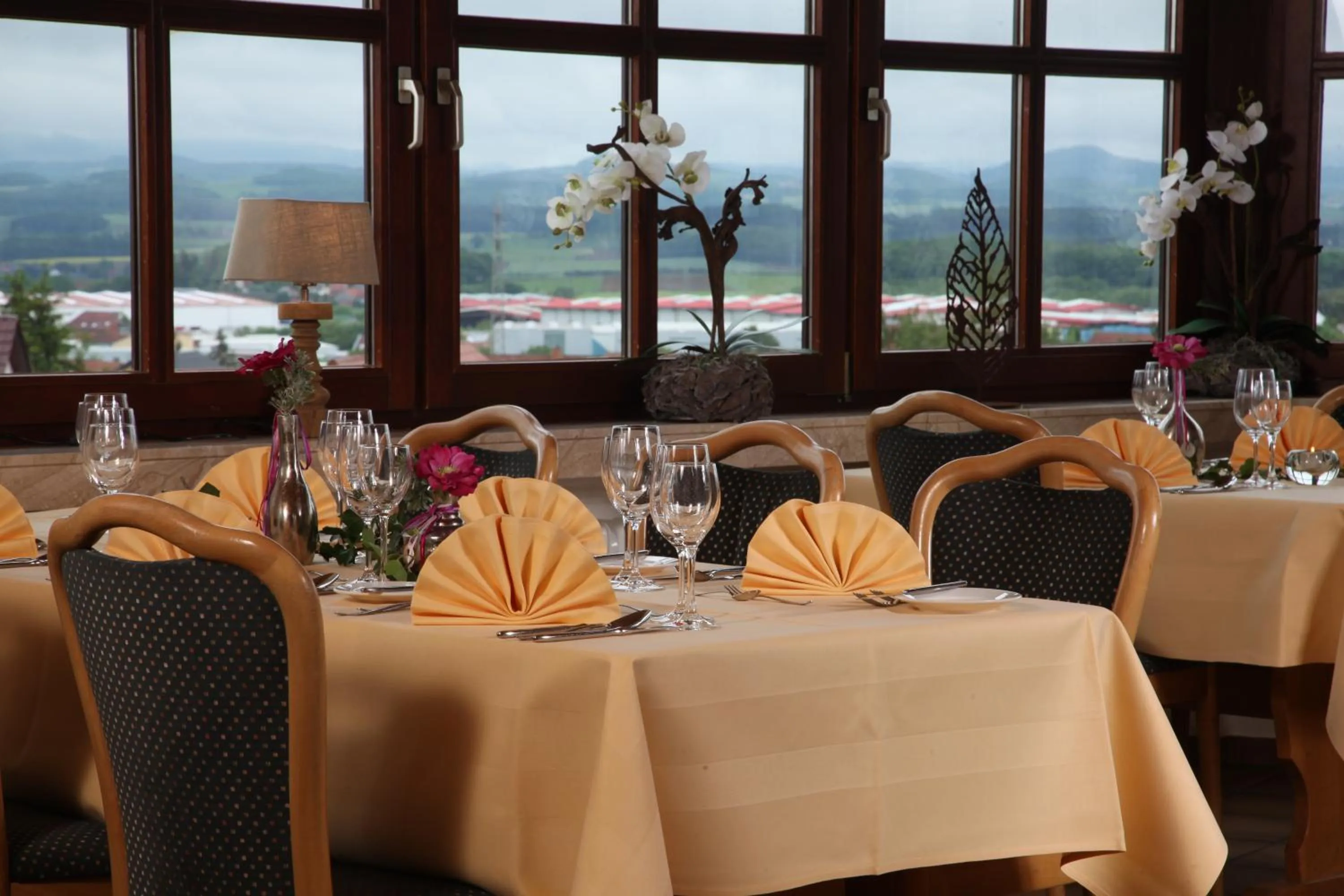 Restaurant/places to eat in AKZENT Hotel Altes Casino