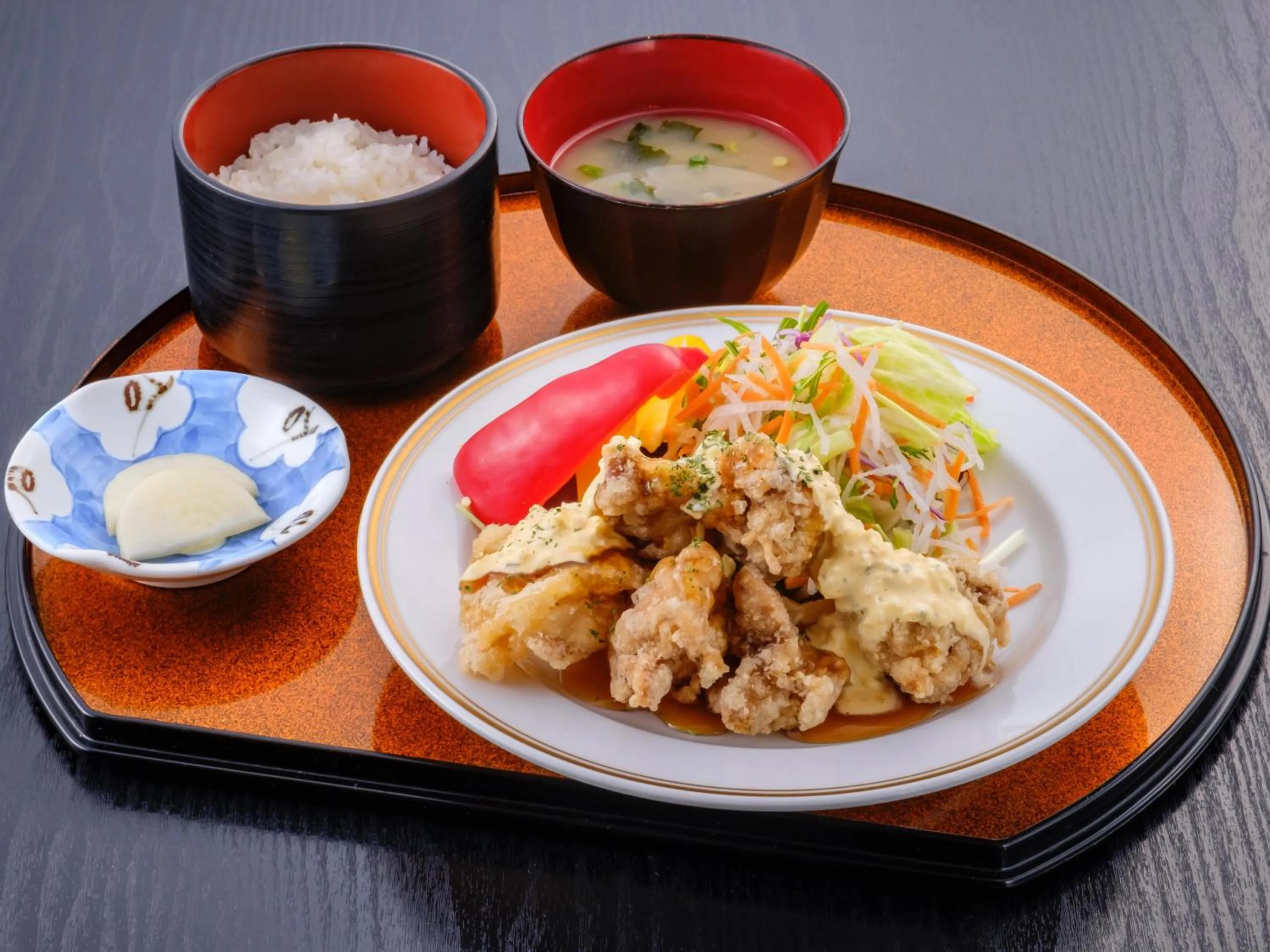 Food in SPA HOTEL YUTTARIKAN