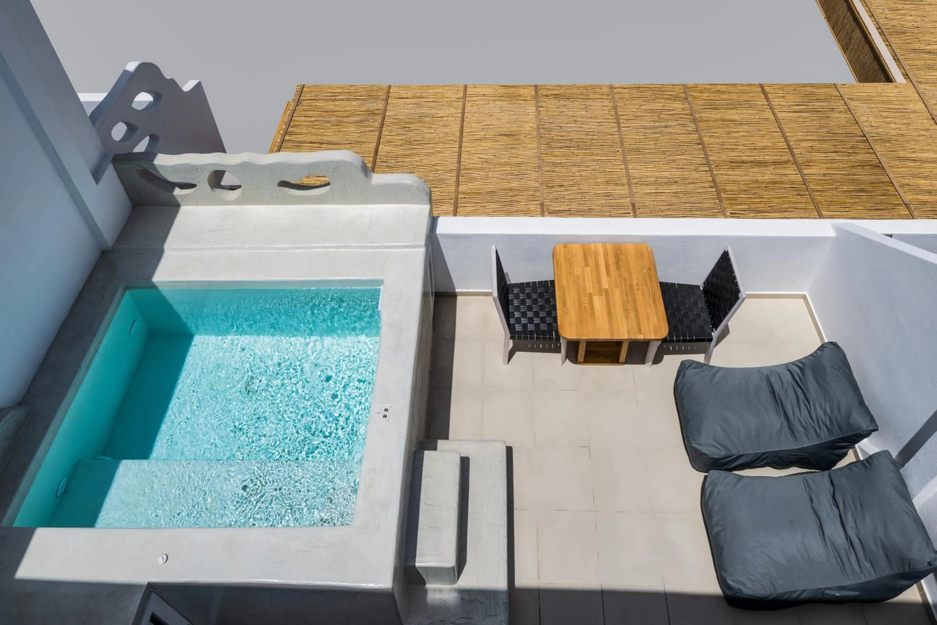 Hot Tub in Aelia Luxury Suites