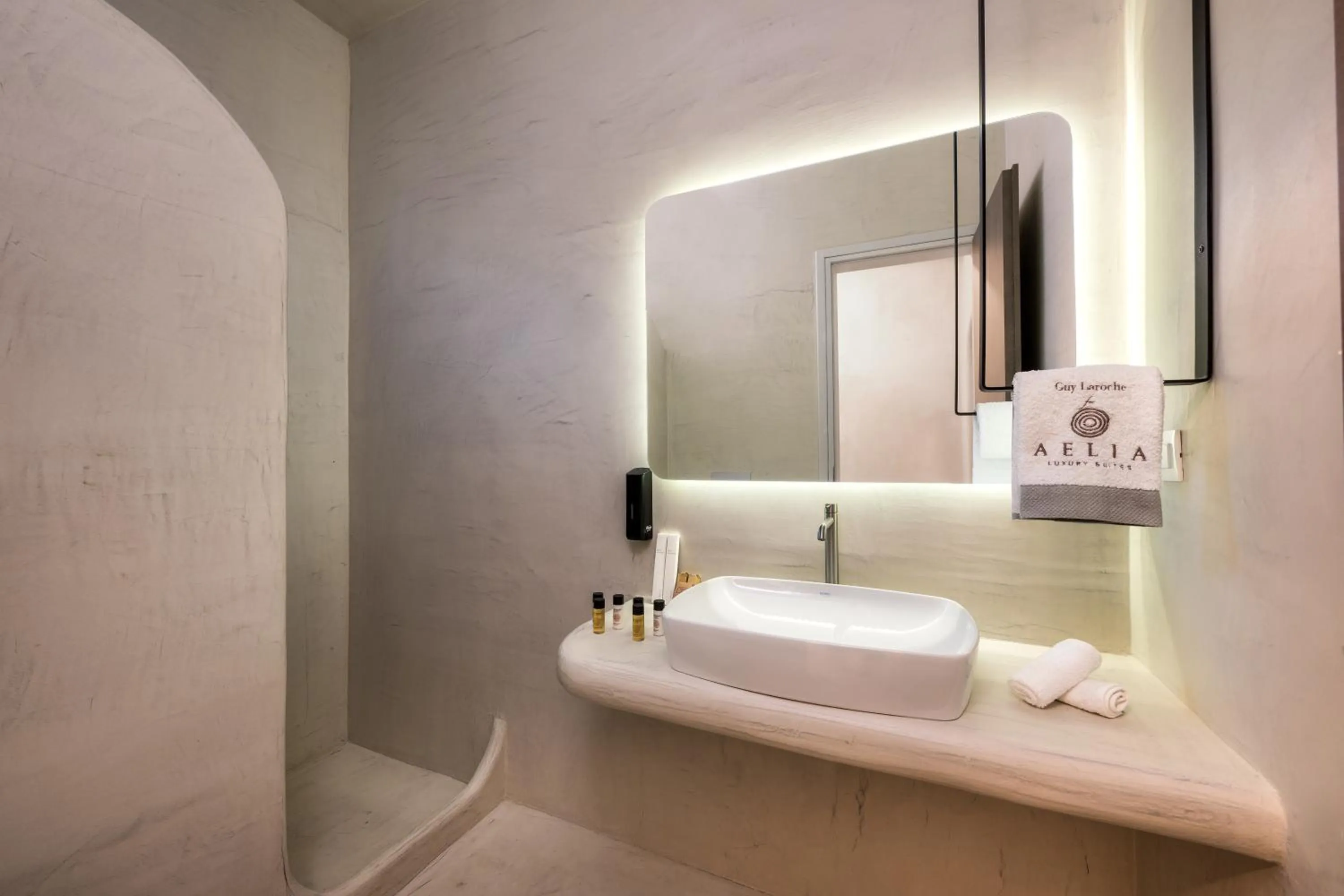 Bathroom in Aelia Luxury Suites