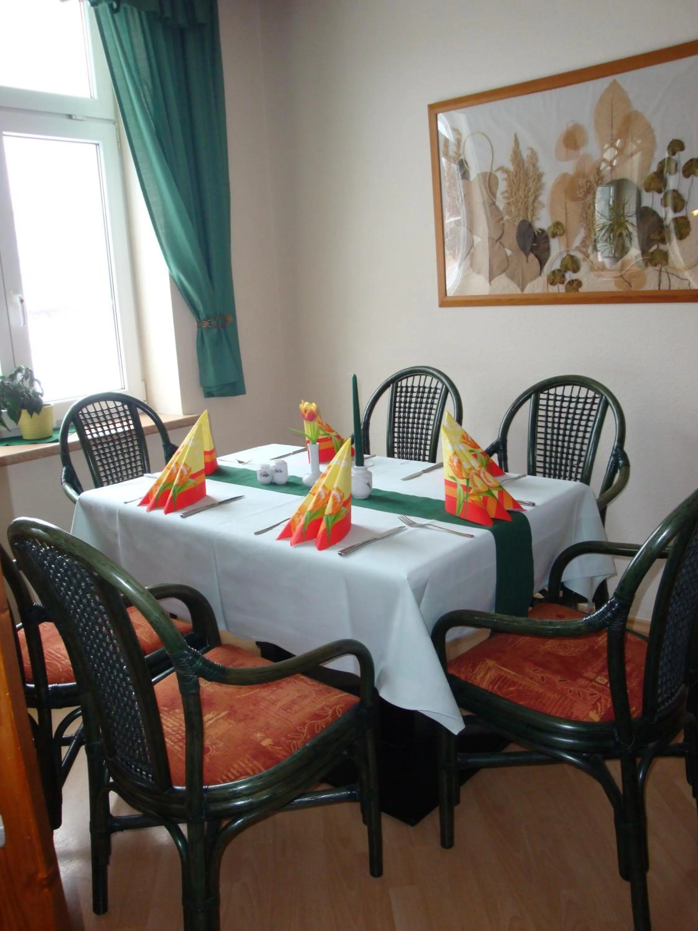 Restaurant/places to eat in Hotel Friesen