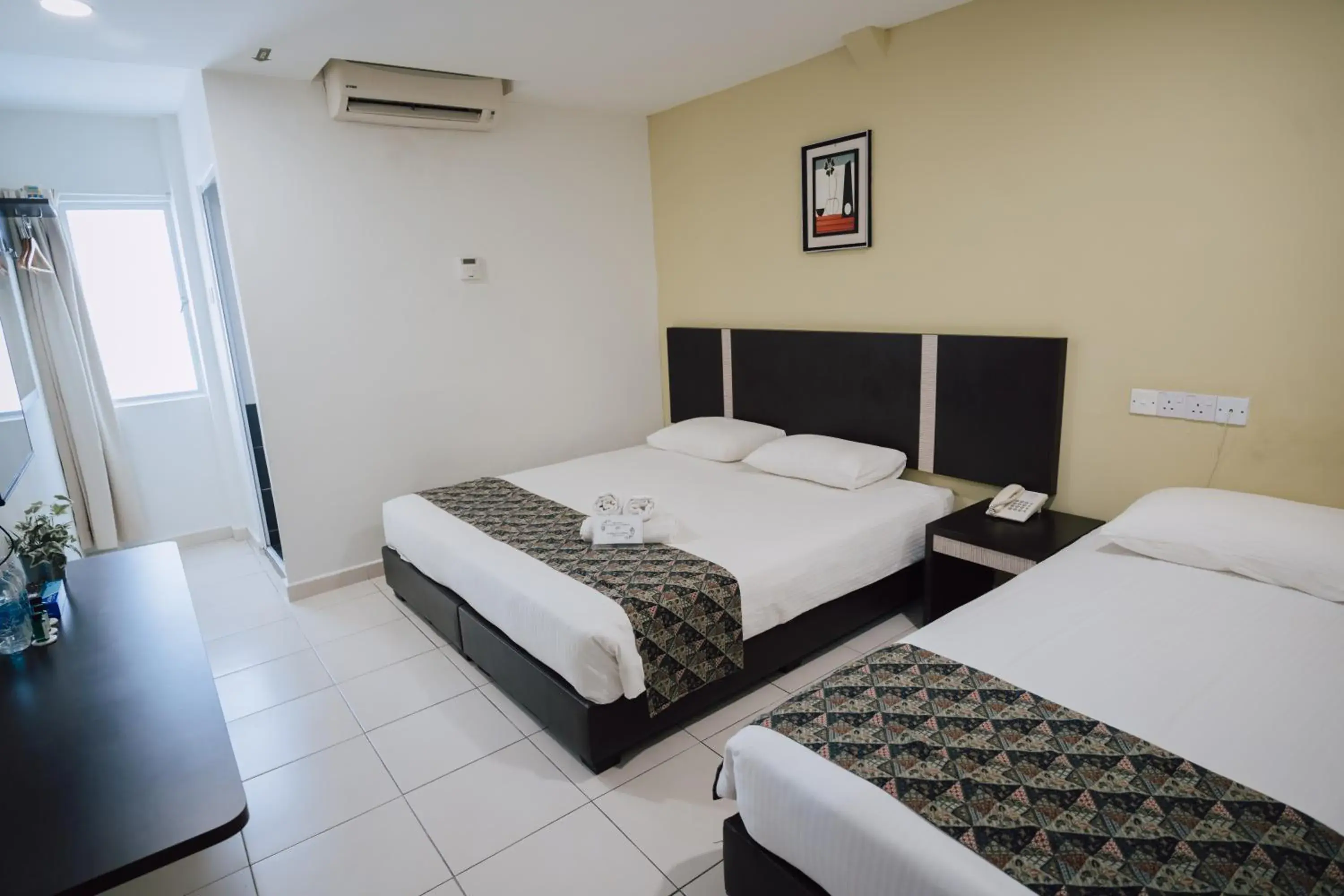 Deluxe Triple Room in ND Hotel Melaka Deluxe Triple Room in ND Hotel Melaka