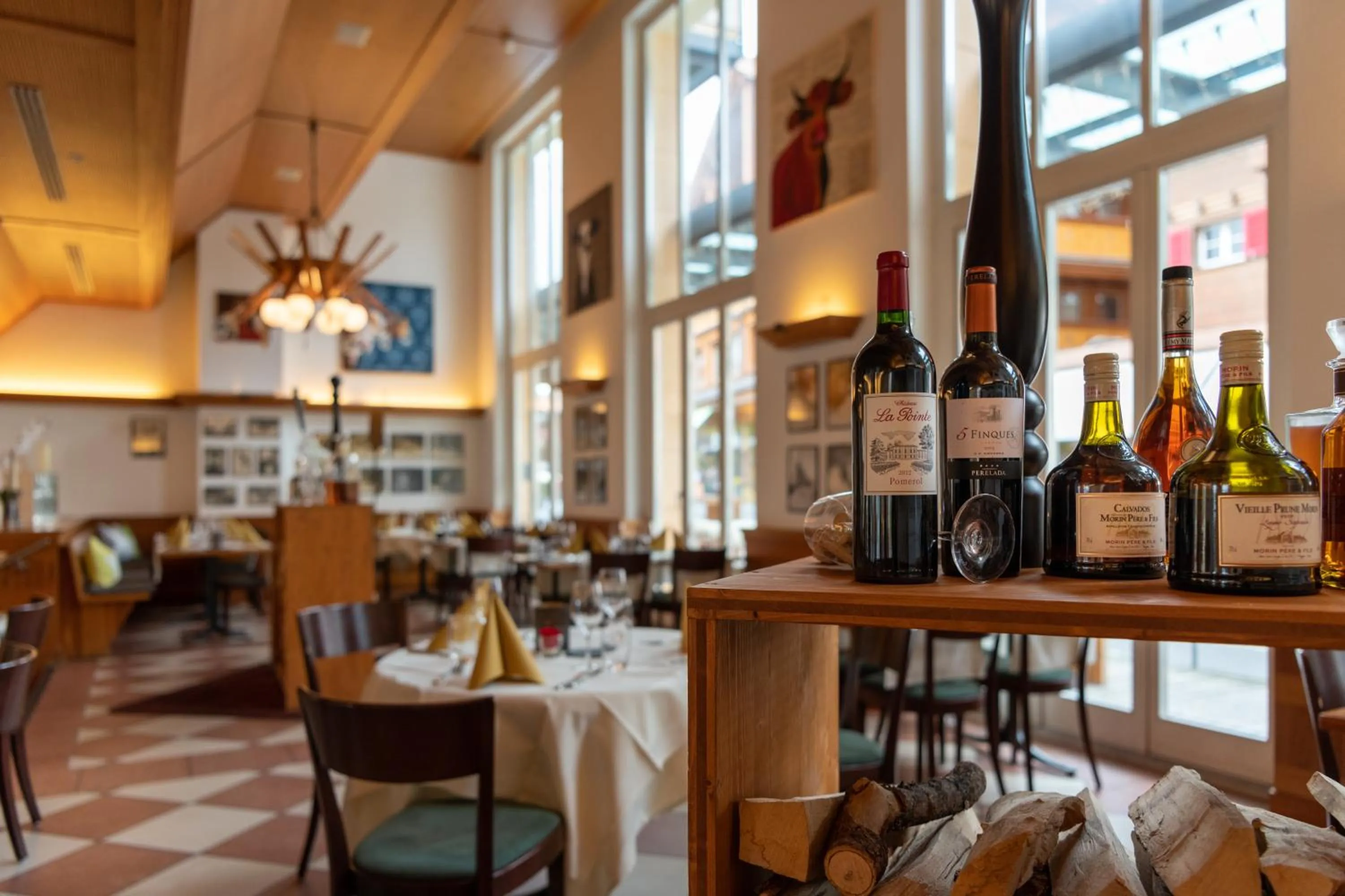 Restaurant/places to eat in Hotel Victoria Lauberhorn Wengen, a Faern Collection Hotel