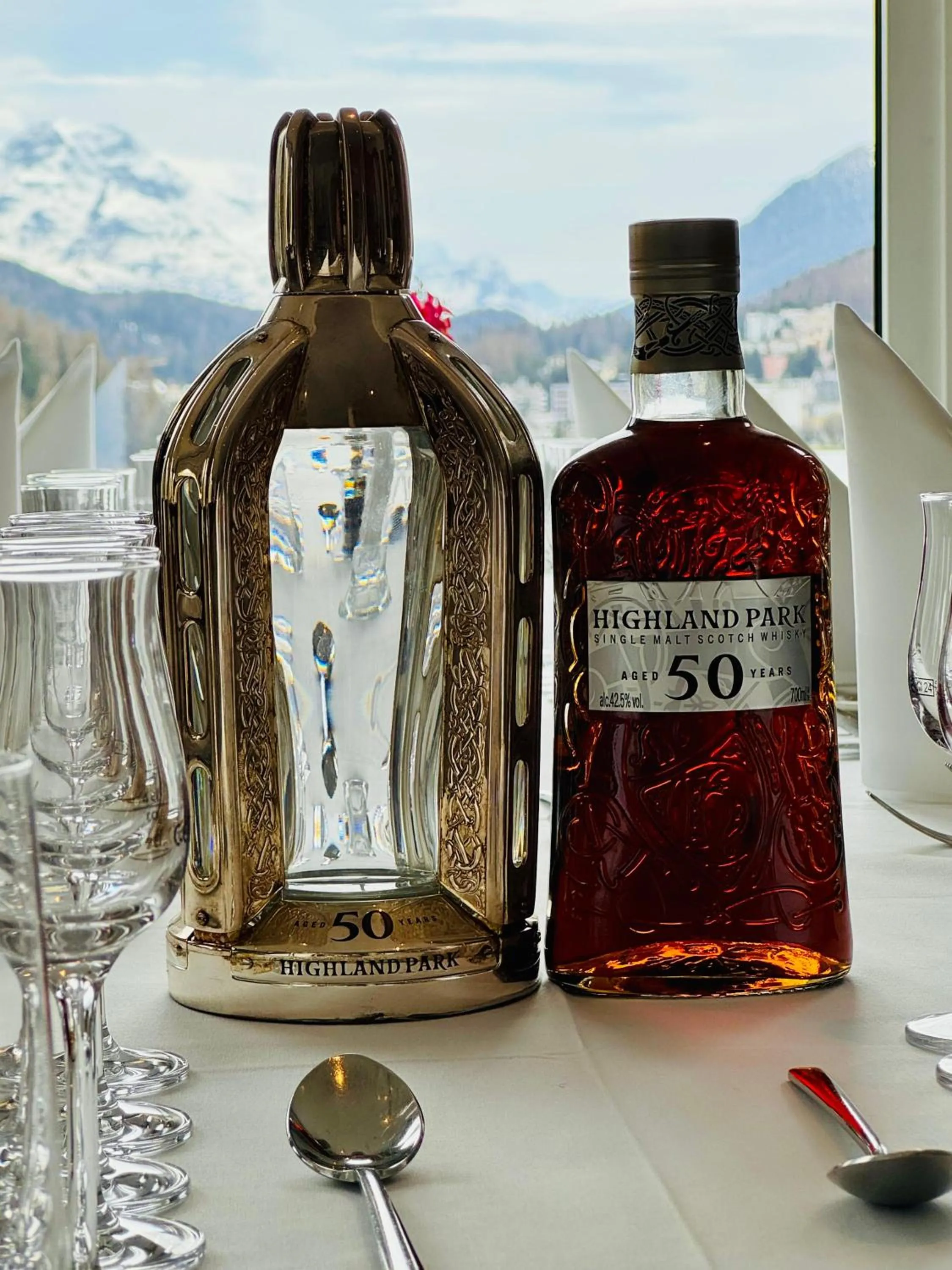 Lounge or bar in Hotel Waldhaus am See