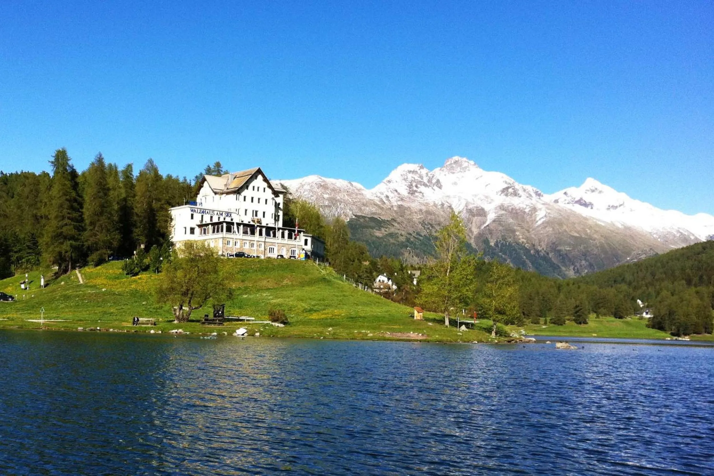 Facade/entrance in Hotel Waldhaus am See