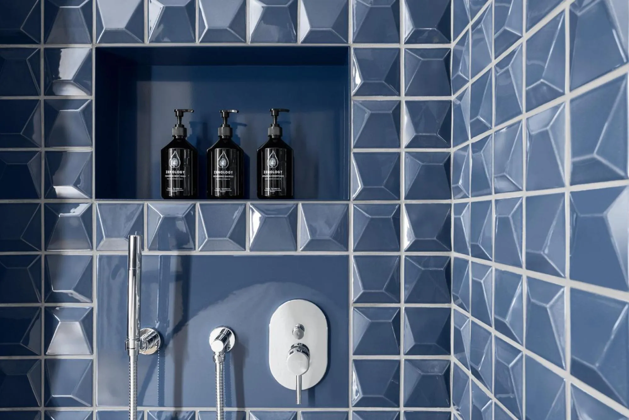 Shower in ESPLANADE Saarbrücken