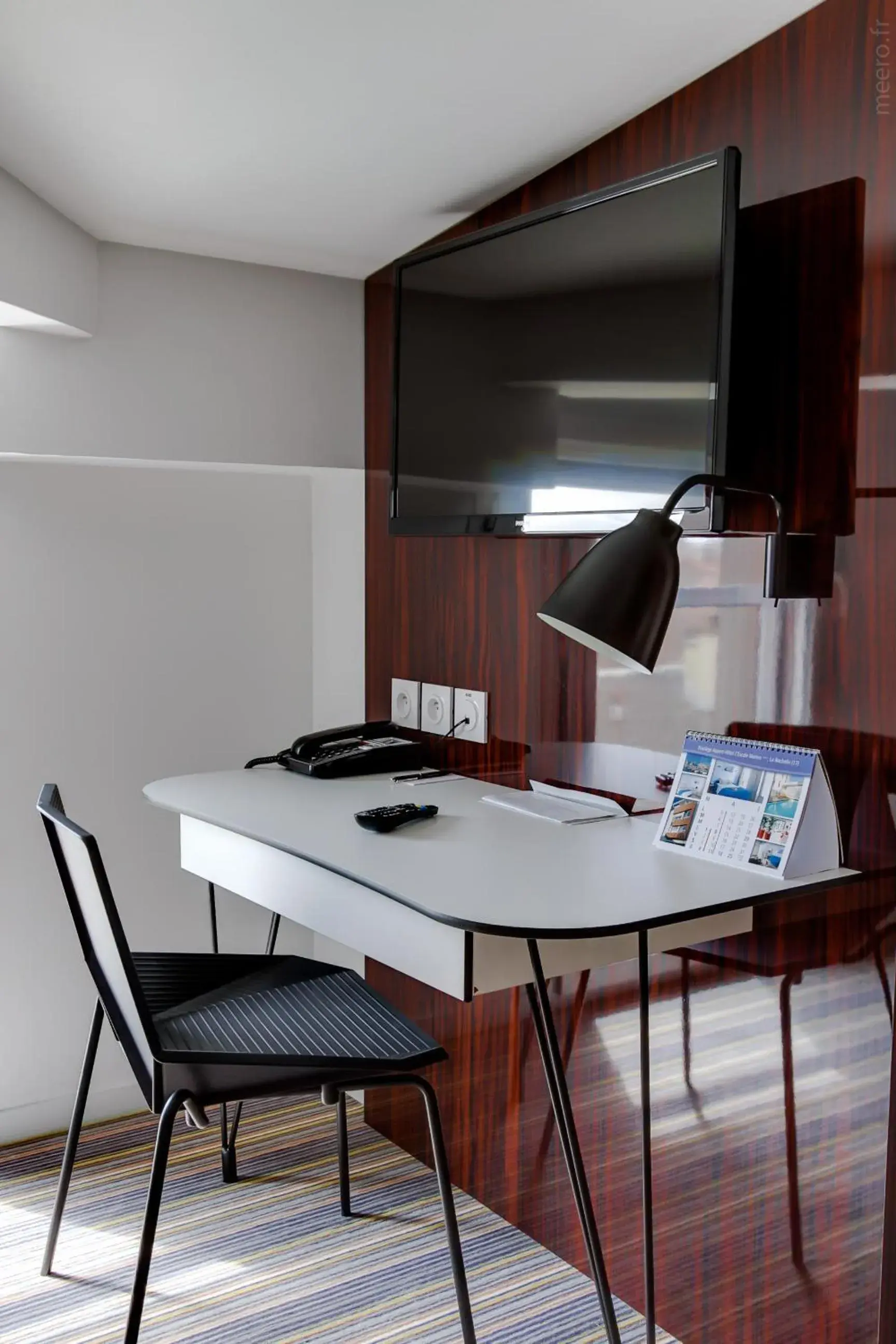 Comfort Studio with Sofa Bed in Privilège Appart Hôtel Saint Exupéry Comfort Studio with Sofa Bed in Privilège Appart Hôtel Saint Exupéry