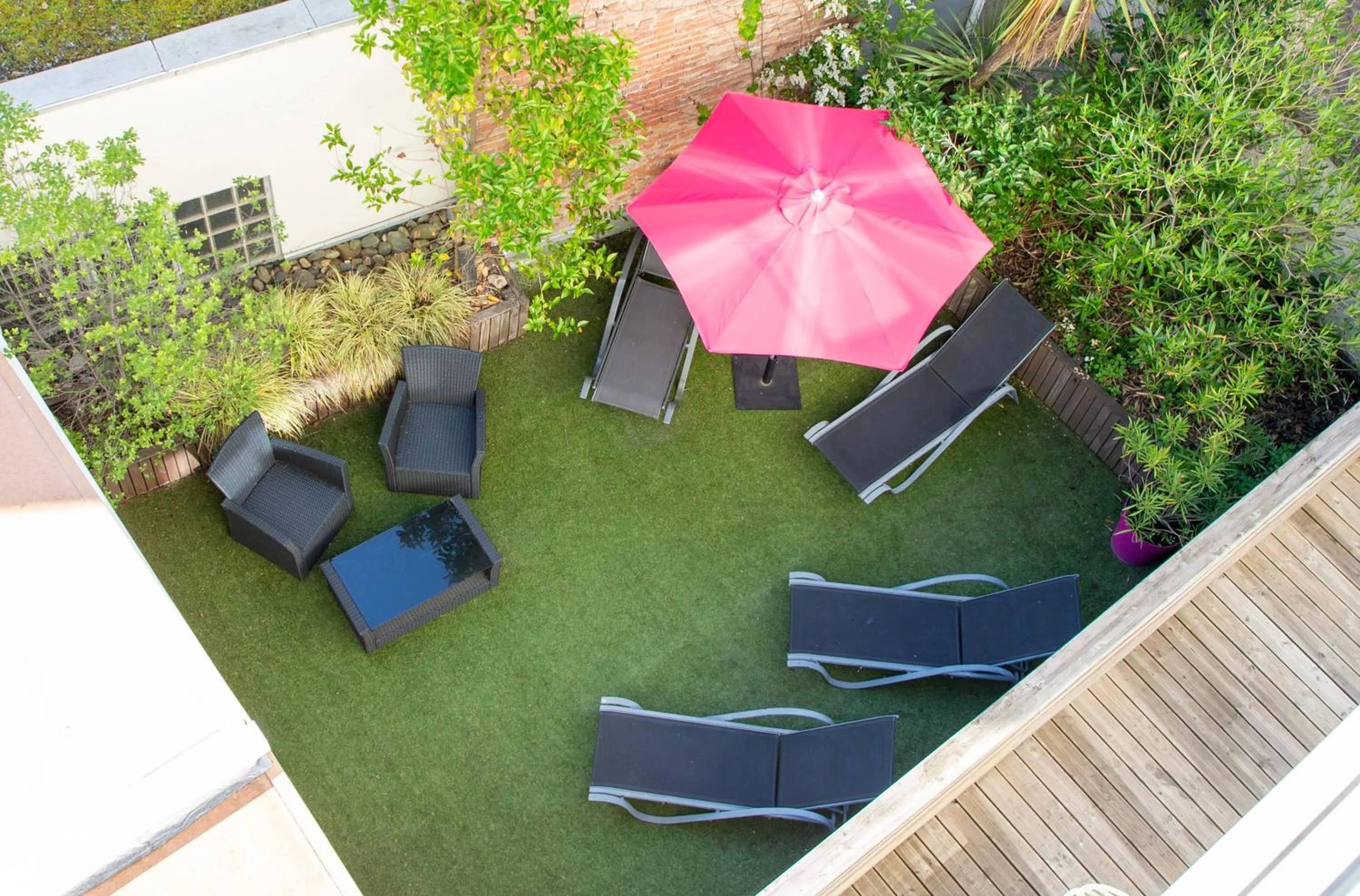 Patio in Privilège Appart Hôtel Saint Exupéry