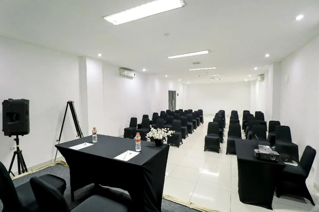 Meeting/conference room in Saka Hotel Medan
