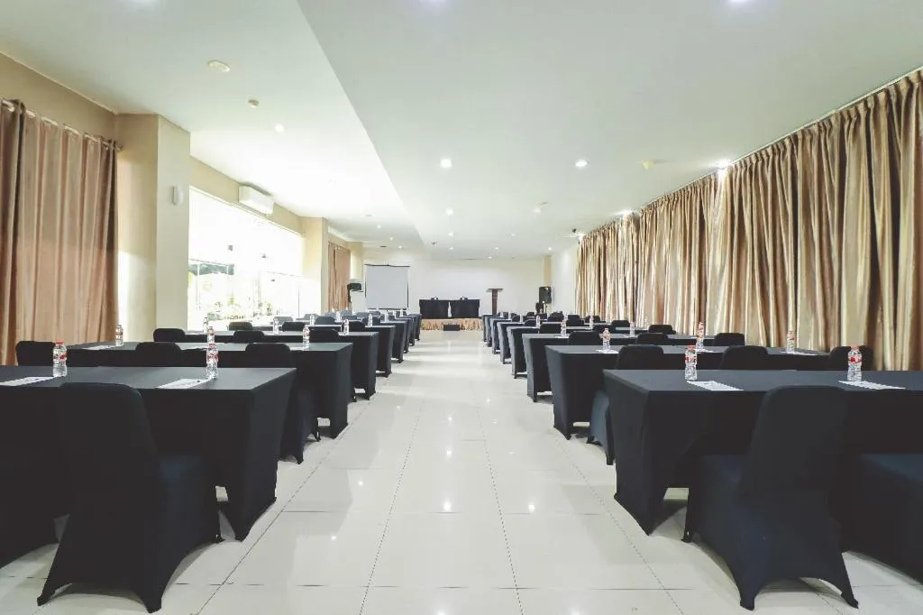 Meeting/conference room in Saka Hotel Medan