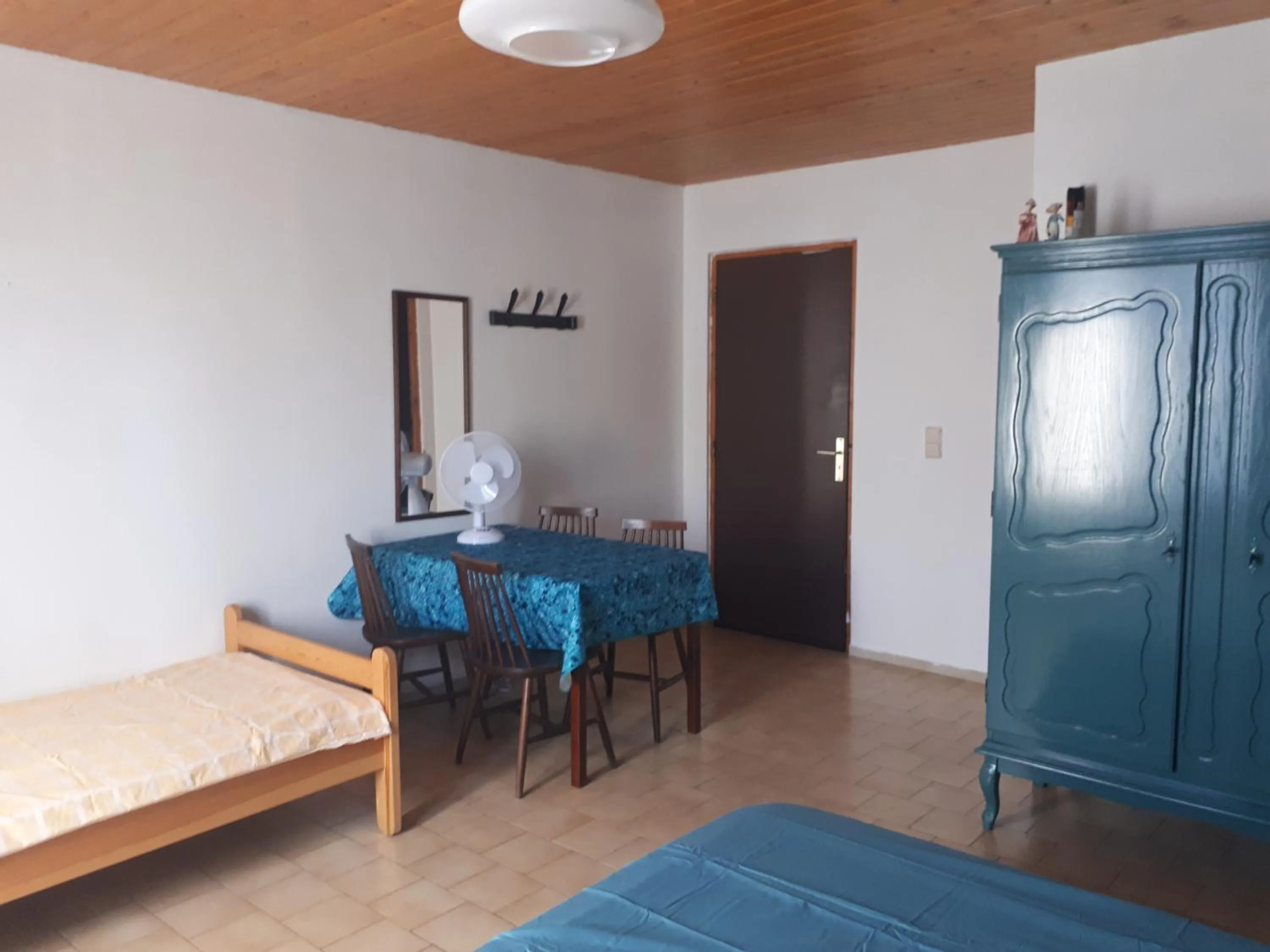 Bed in Leo's Chambres d'Hôte