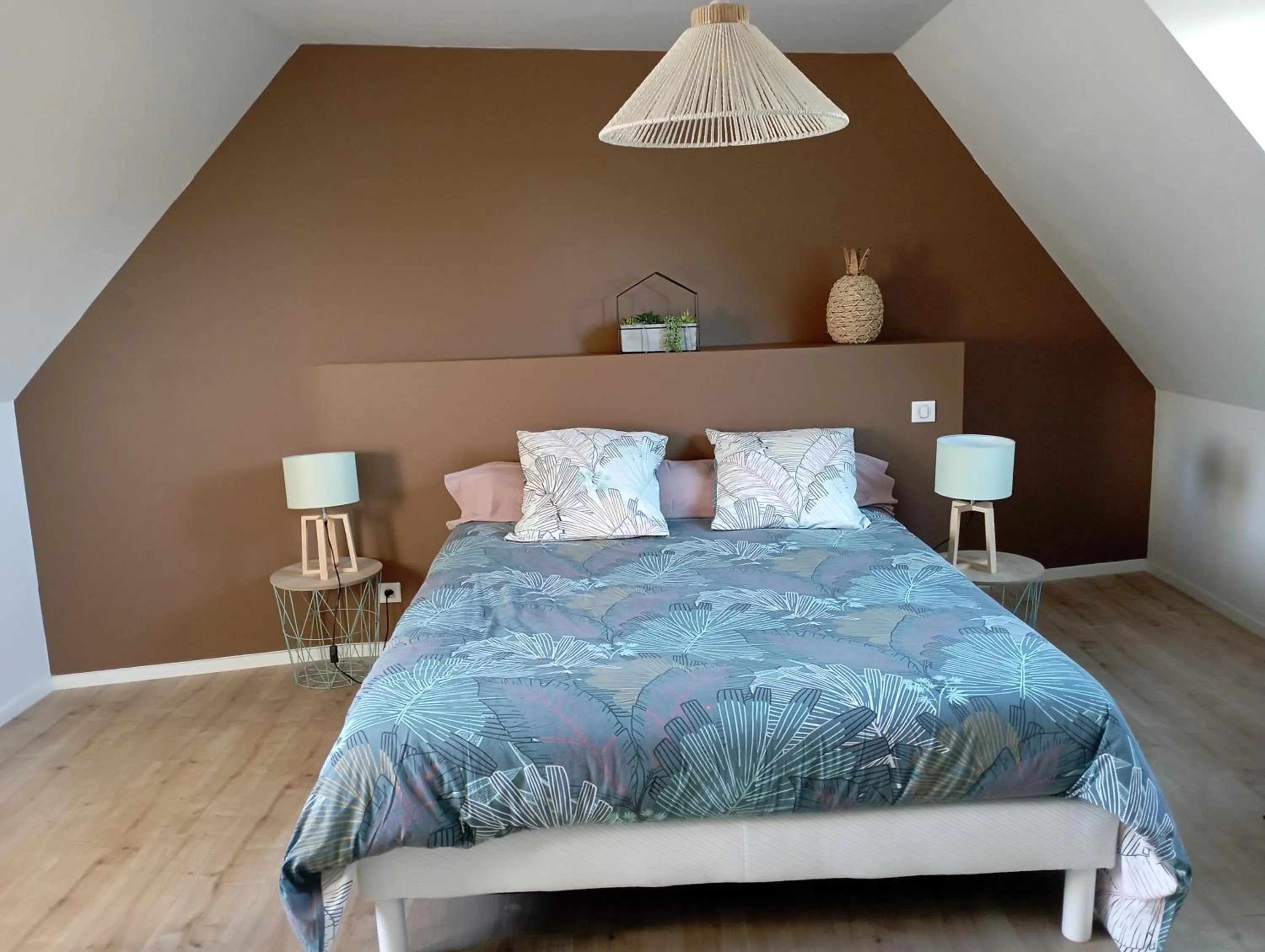 Bed in Chambres d'hôtes cosy avec salle de bain privative - Wifi - cuisine partagée - Parking gratuit