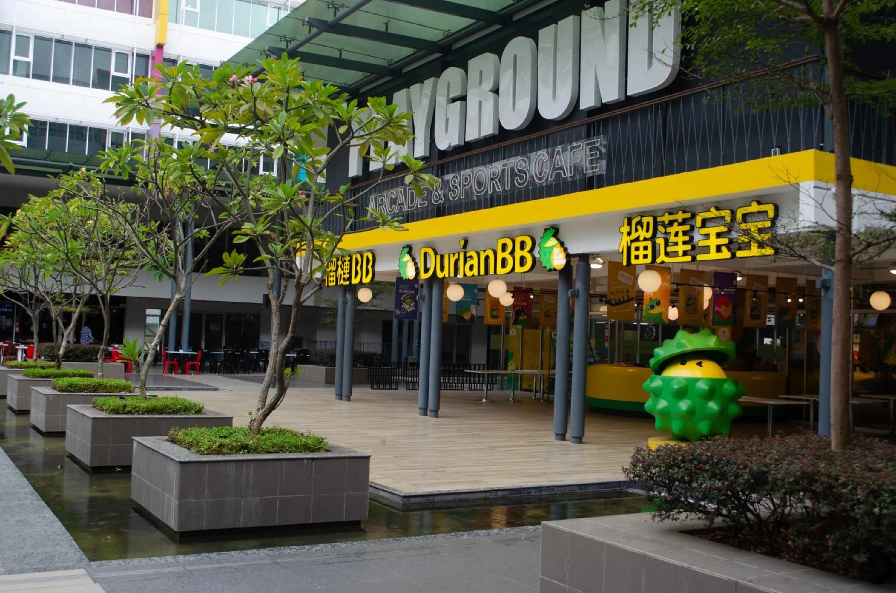 Restaurant/places to eat in Aeropod Suites by Calvin