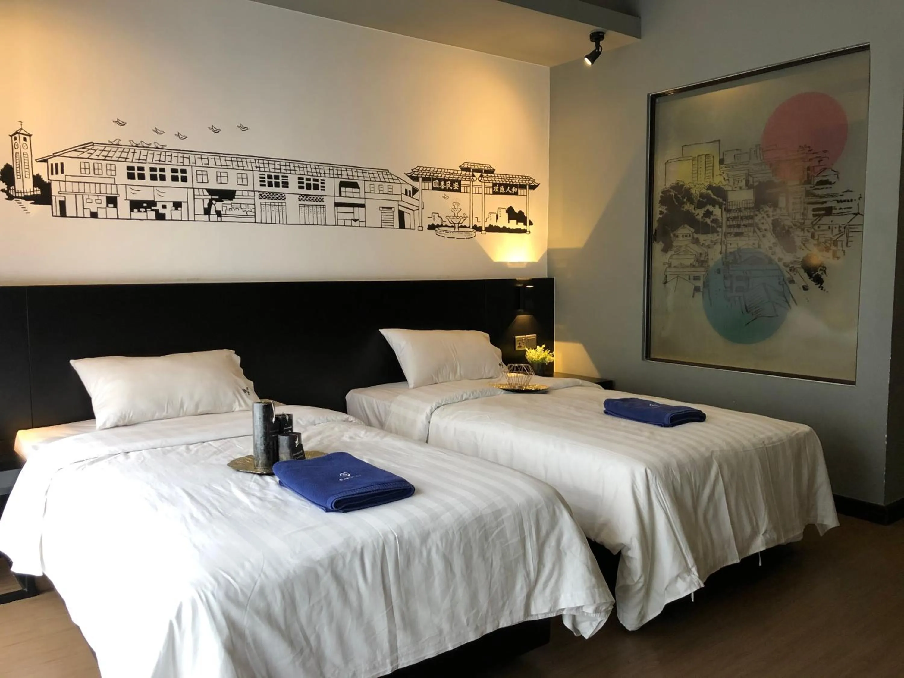 Bed in Aeropod Suites by Calvin