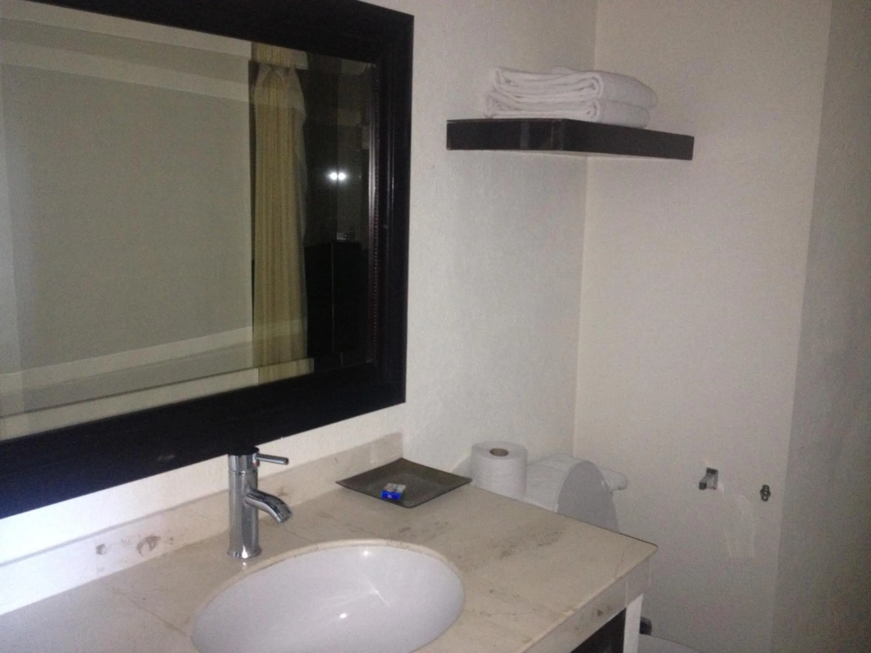 Toilet in Hotel Bogavante