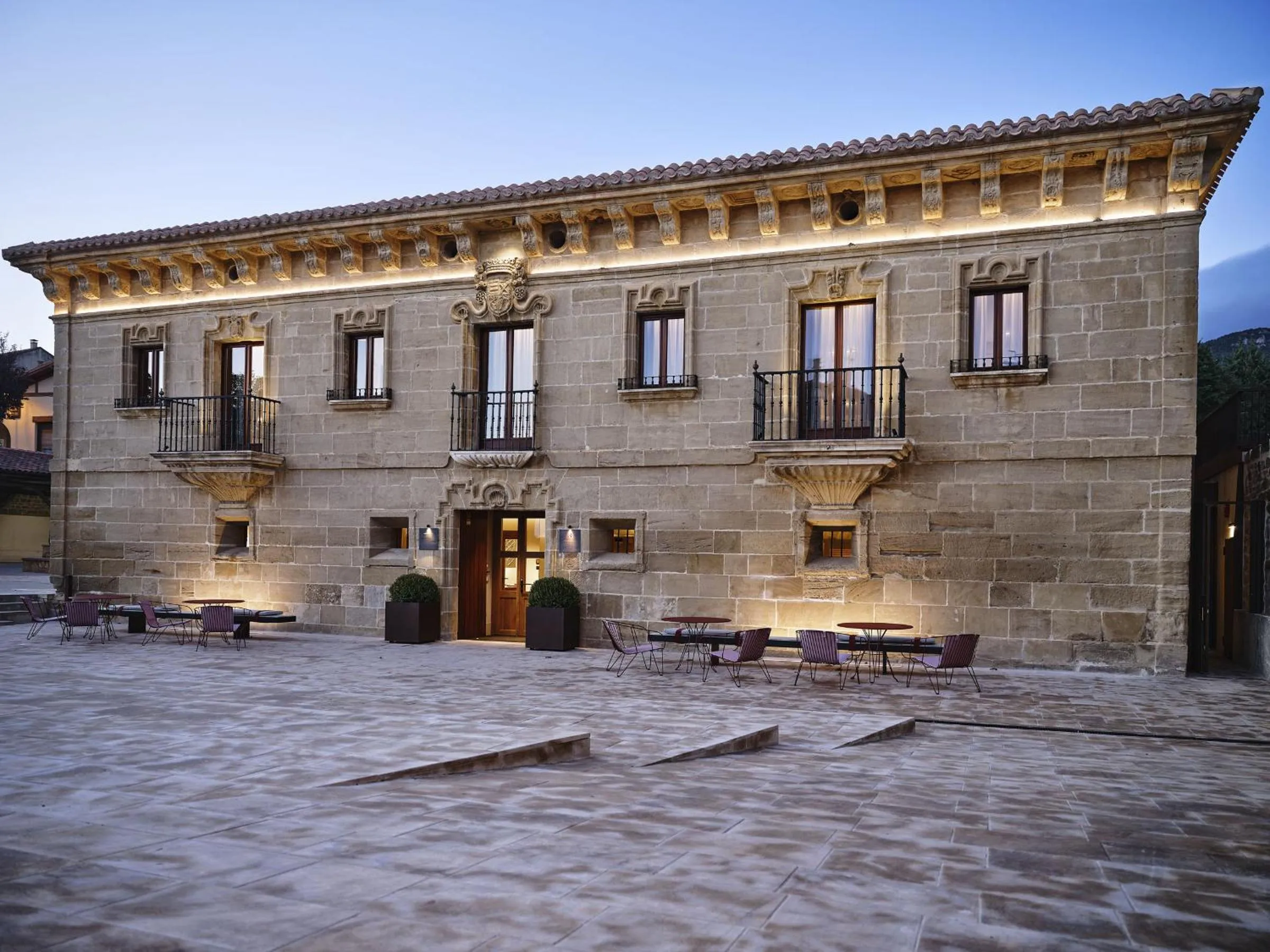 Property building in Palacio de Samaniego
