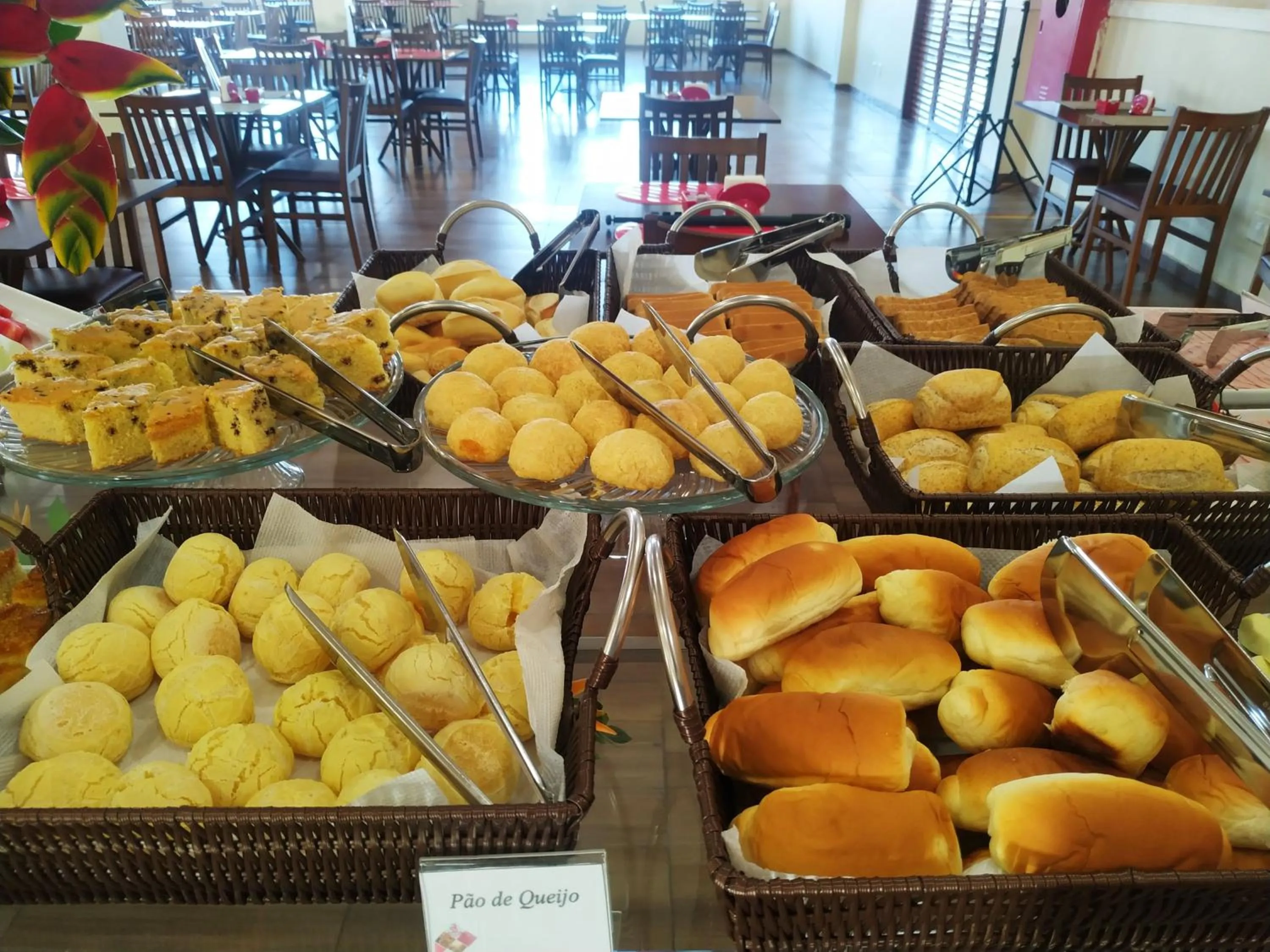 Breakfast in Valen Porto Hotel São Luís