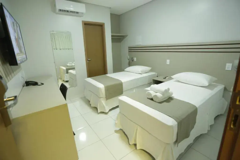 Standard Twin Room - single occupancy in Valen Porto Hotel São Luís Standard Twin Room - single occupancy in Valen Porto Hotel São Luís