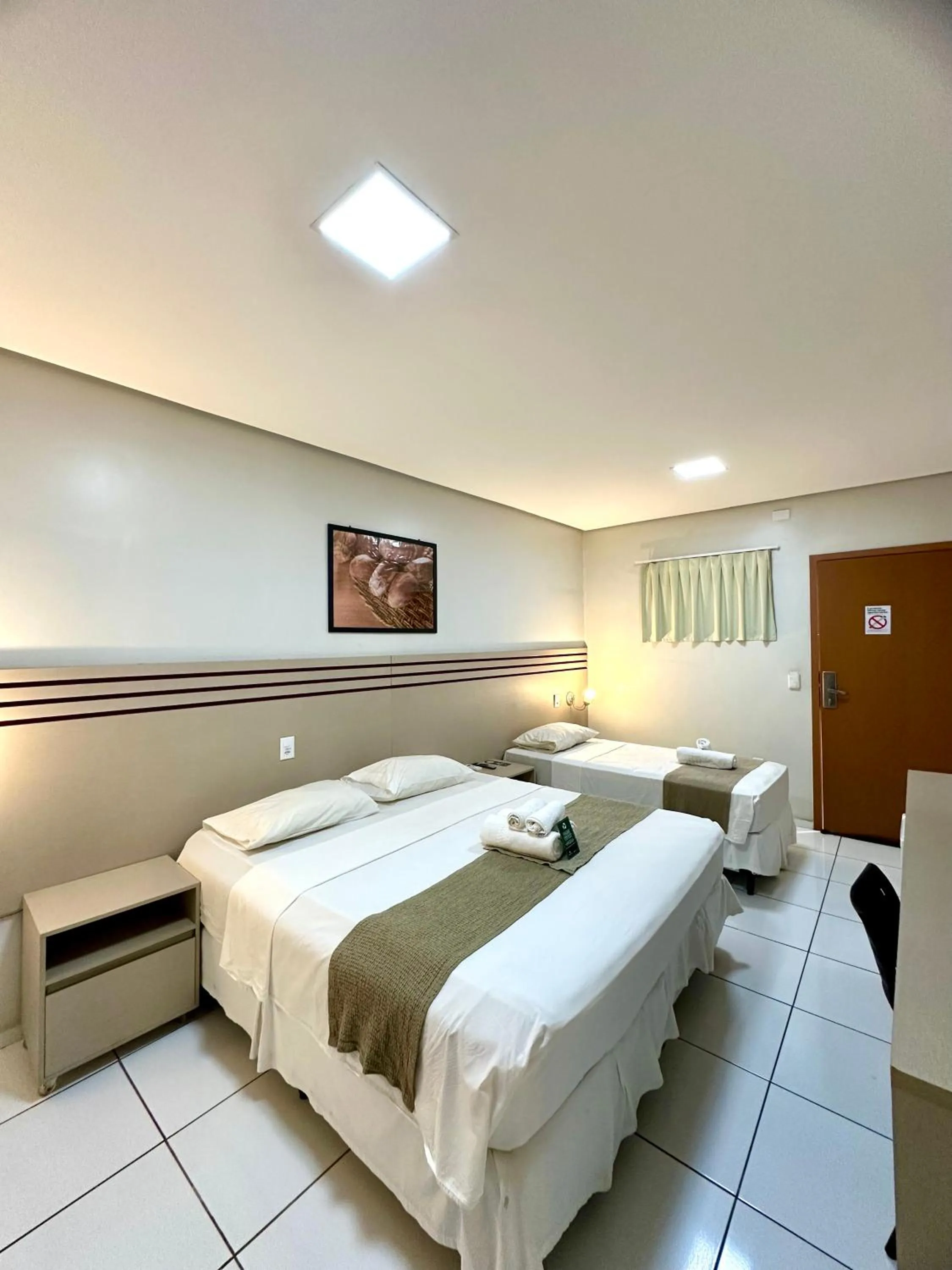 Bedroom, Bed in Valen Porto Hotel São Luís