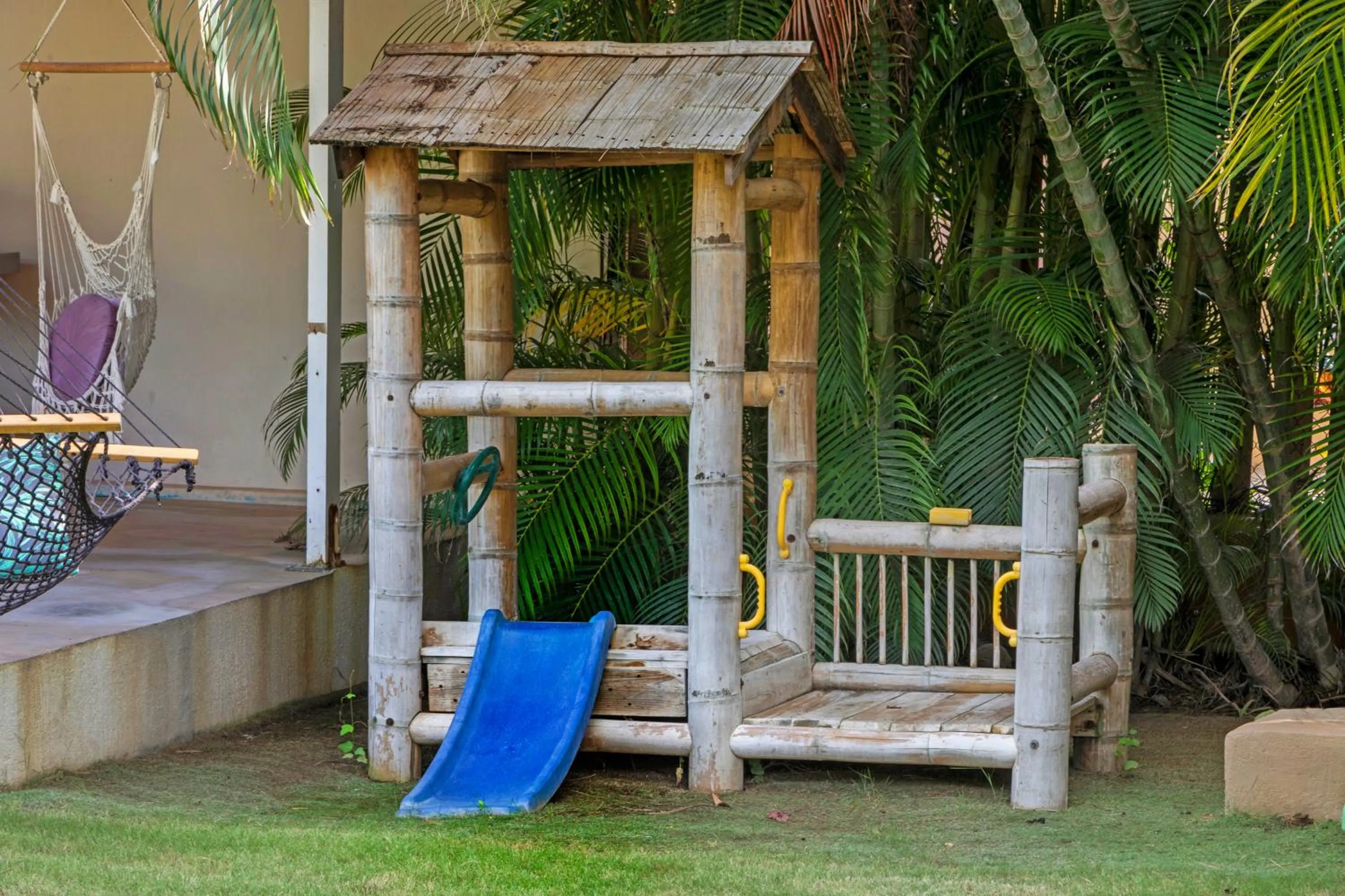 Children play ground in TUK Tropical Boutique Resort Jan Thiel