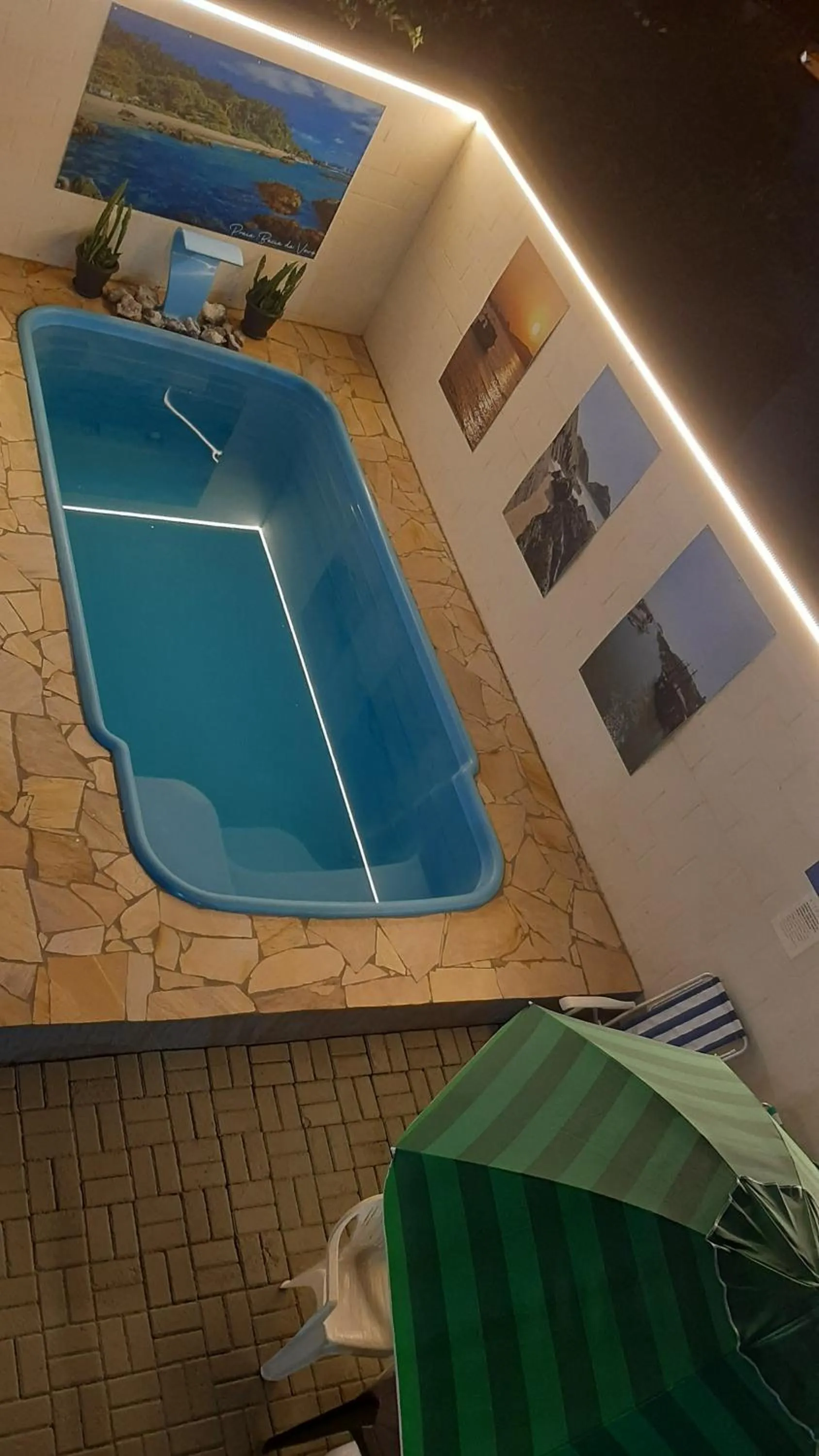 PENHAFLAT, STUDIO COMPLÉTO, C GARAGEM , A 700 m do parque e 120 m da praia