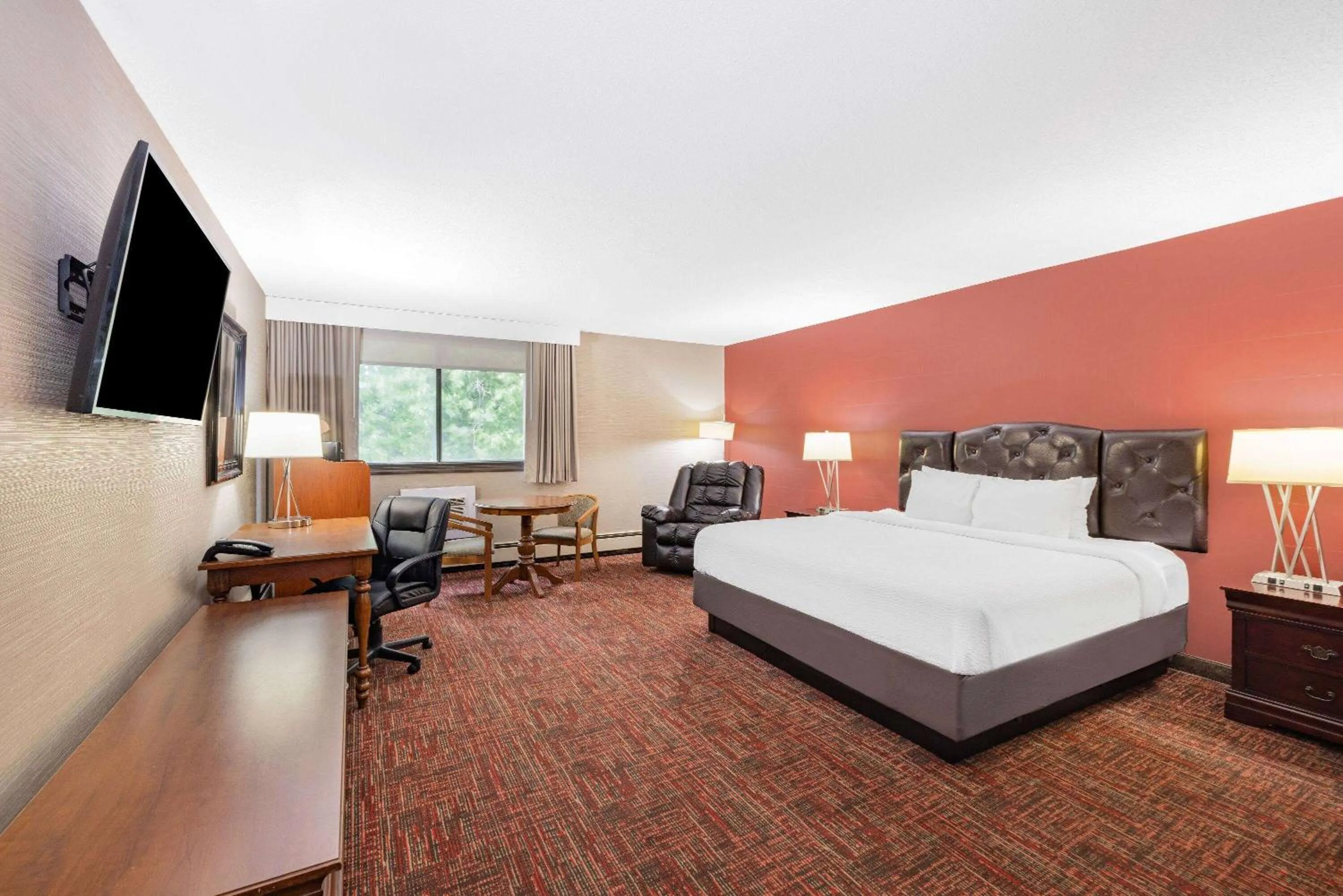 Photo of the whole room, Bed in Ramada by Wyndham Grand Forks