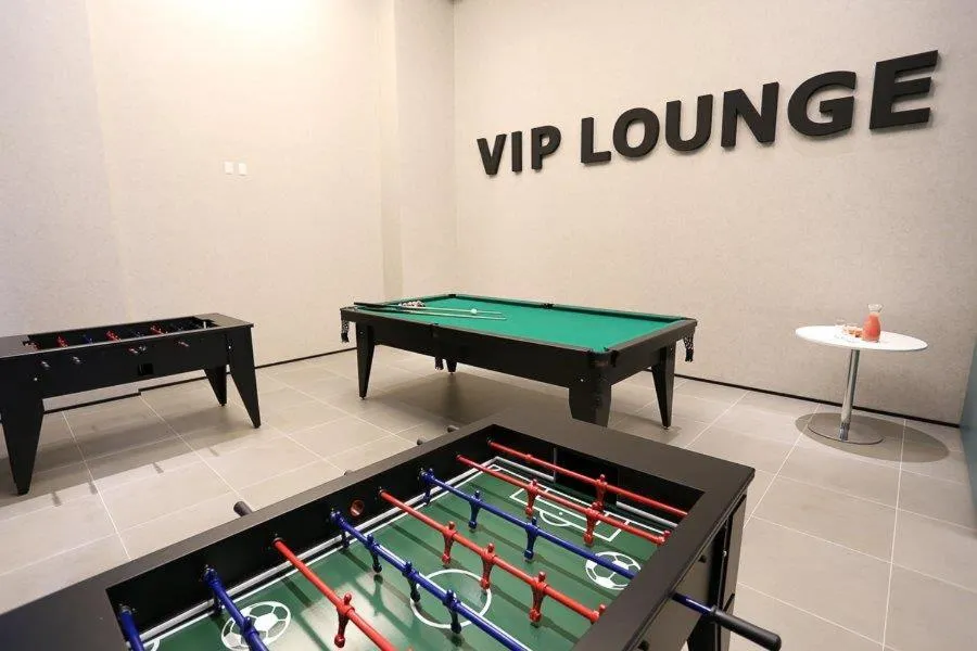 Game Room in Astron Suítes Mondial Salvador by Nobile