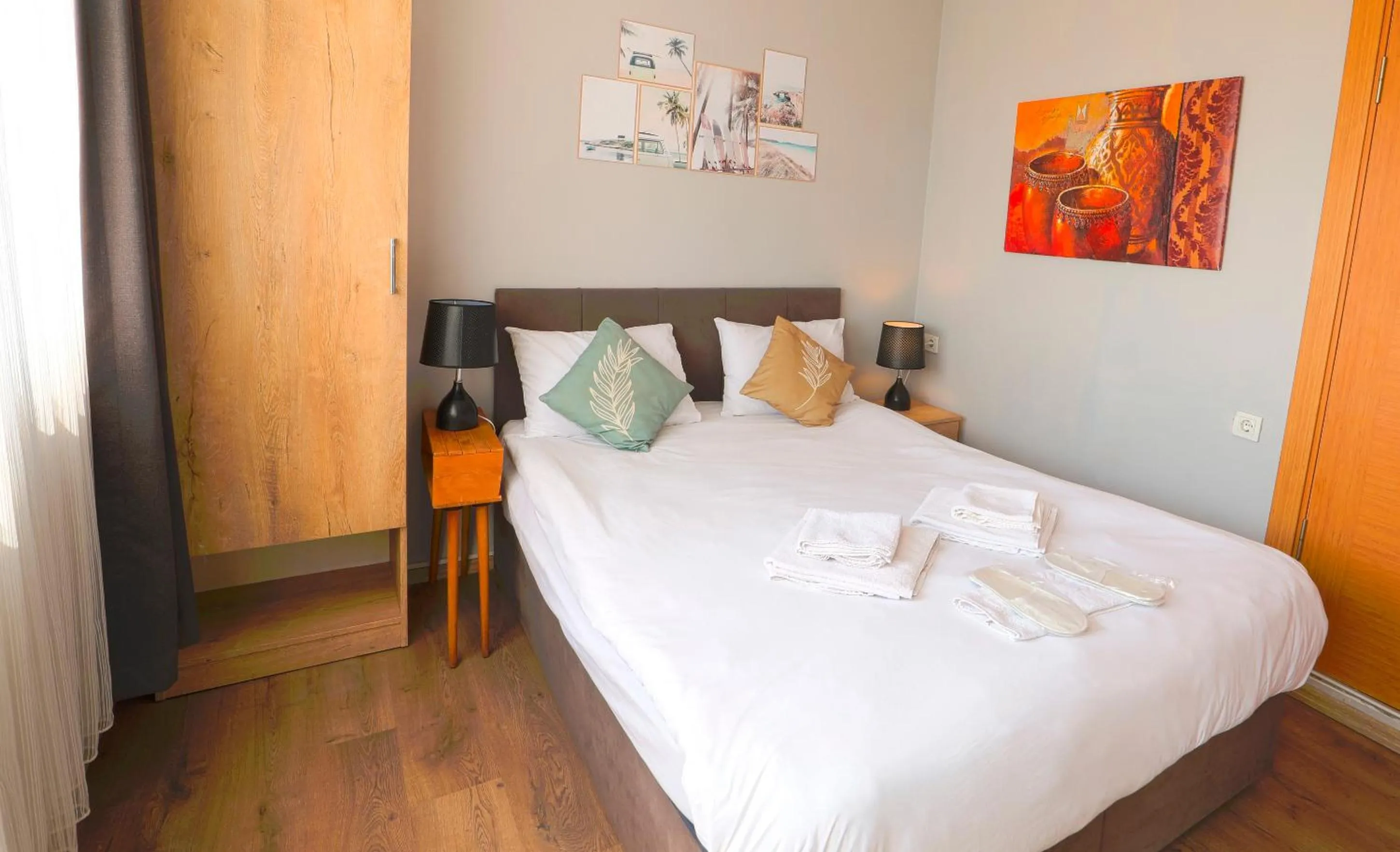 Bed in Kondoskali Hotel