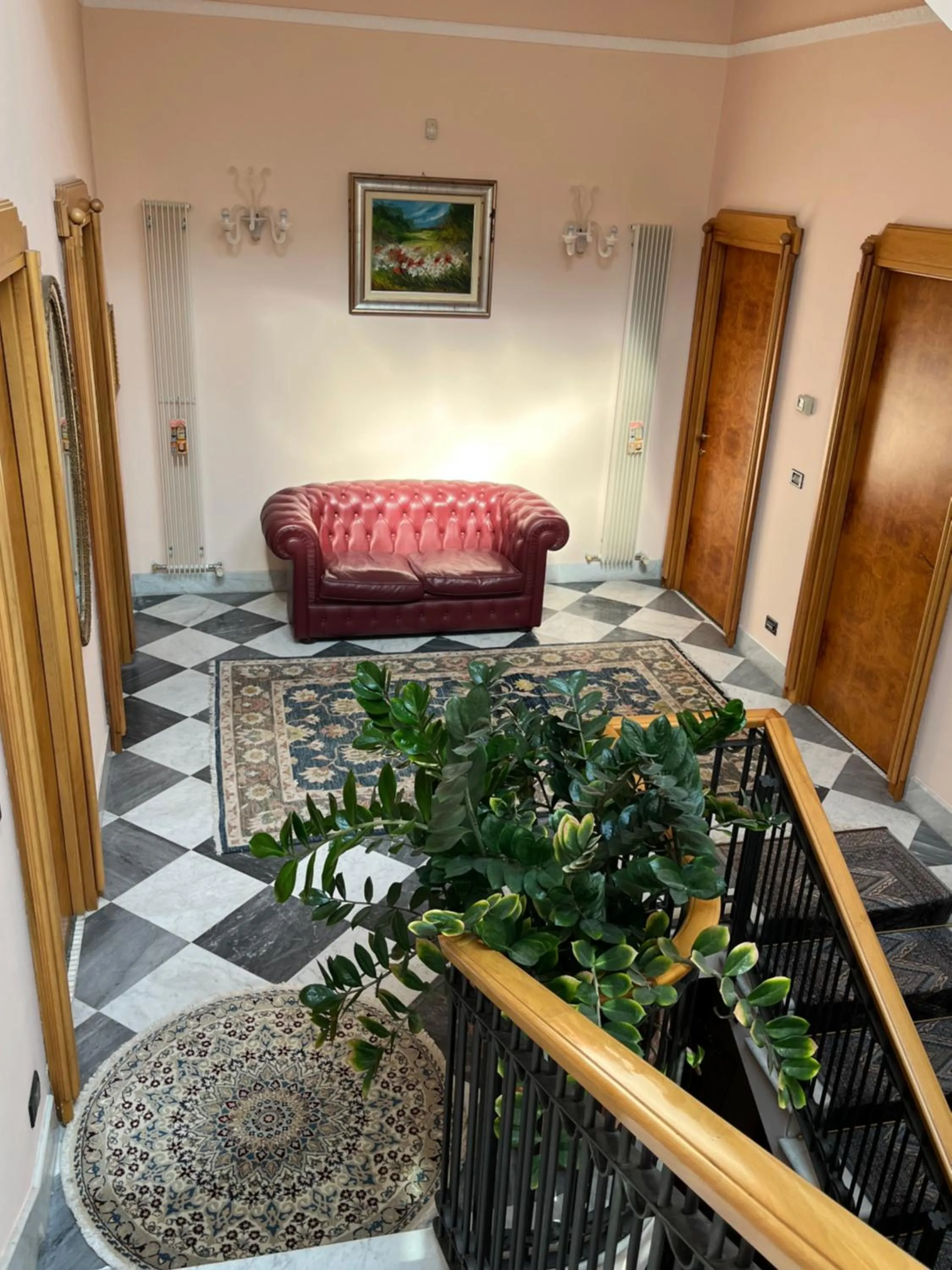 Communal lounge/ TV room in Villa Mirosa