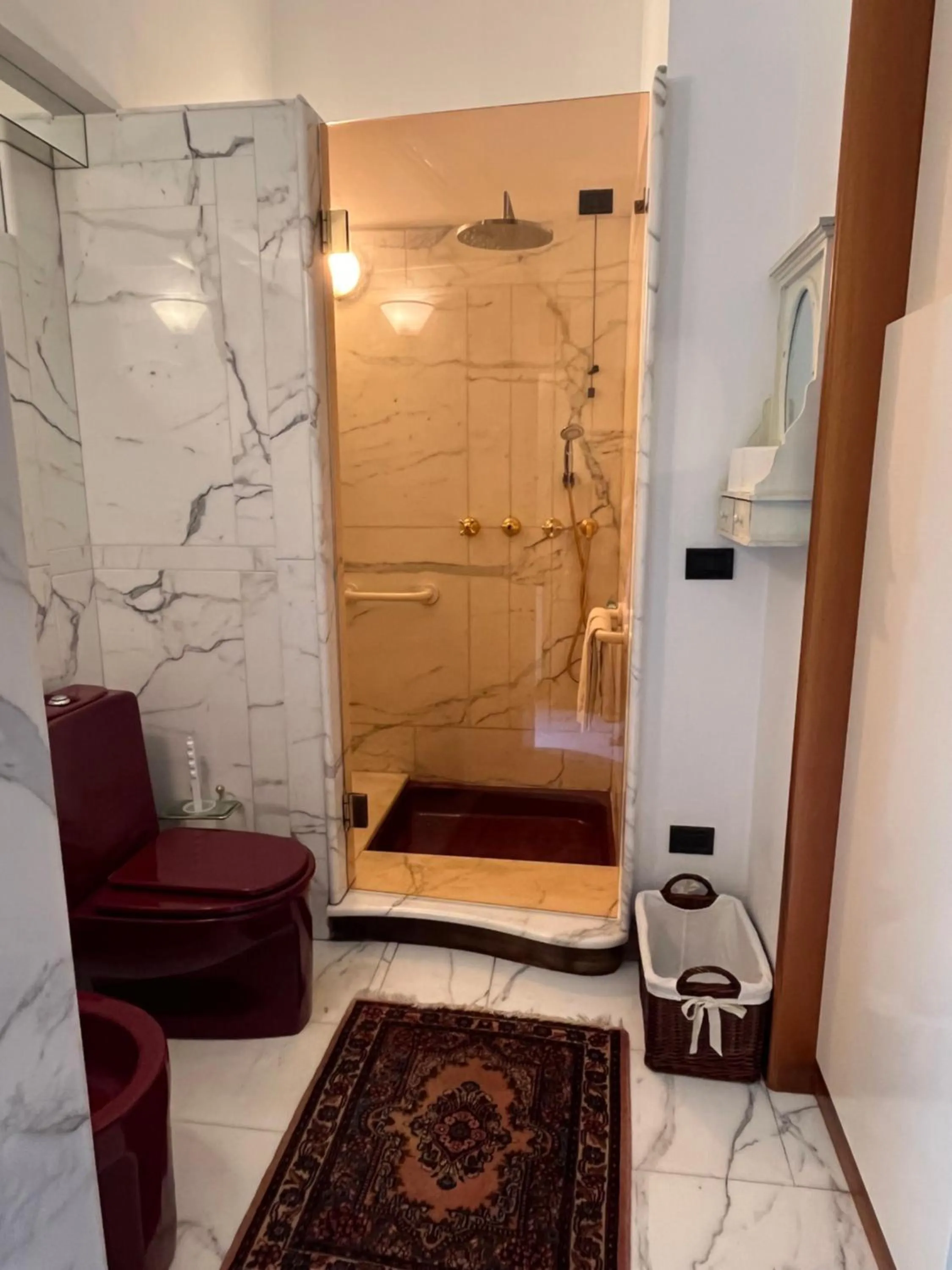 Shower in Villa Mirosa