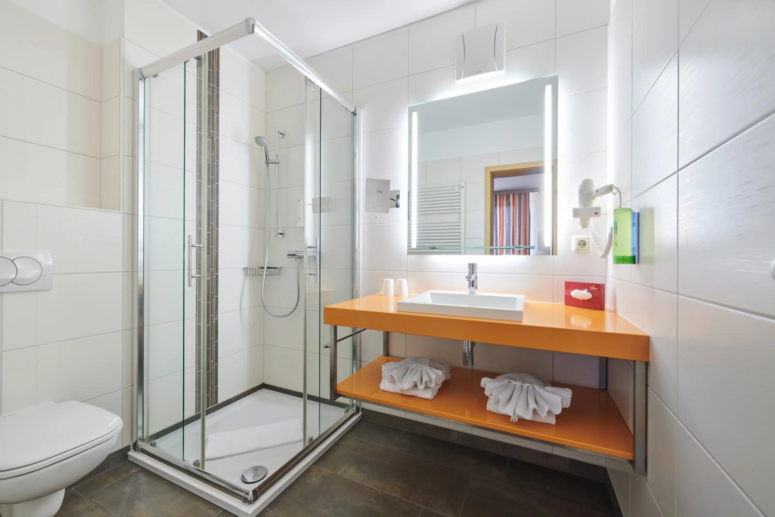 Bathroom in Parkhotel Neustadt