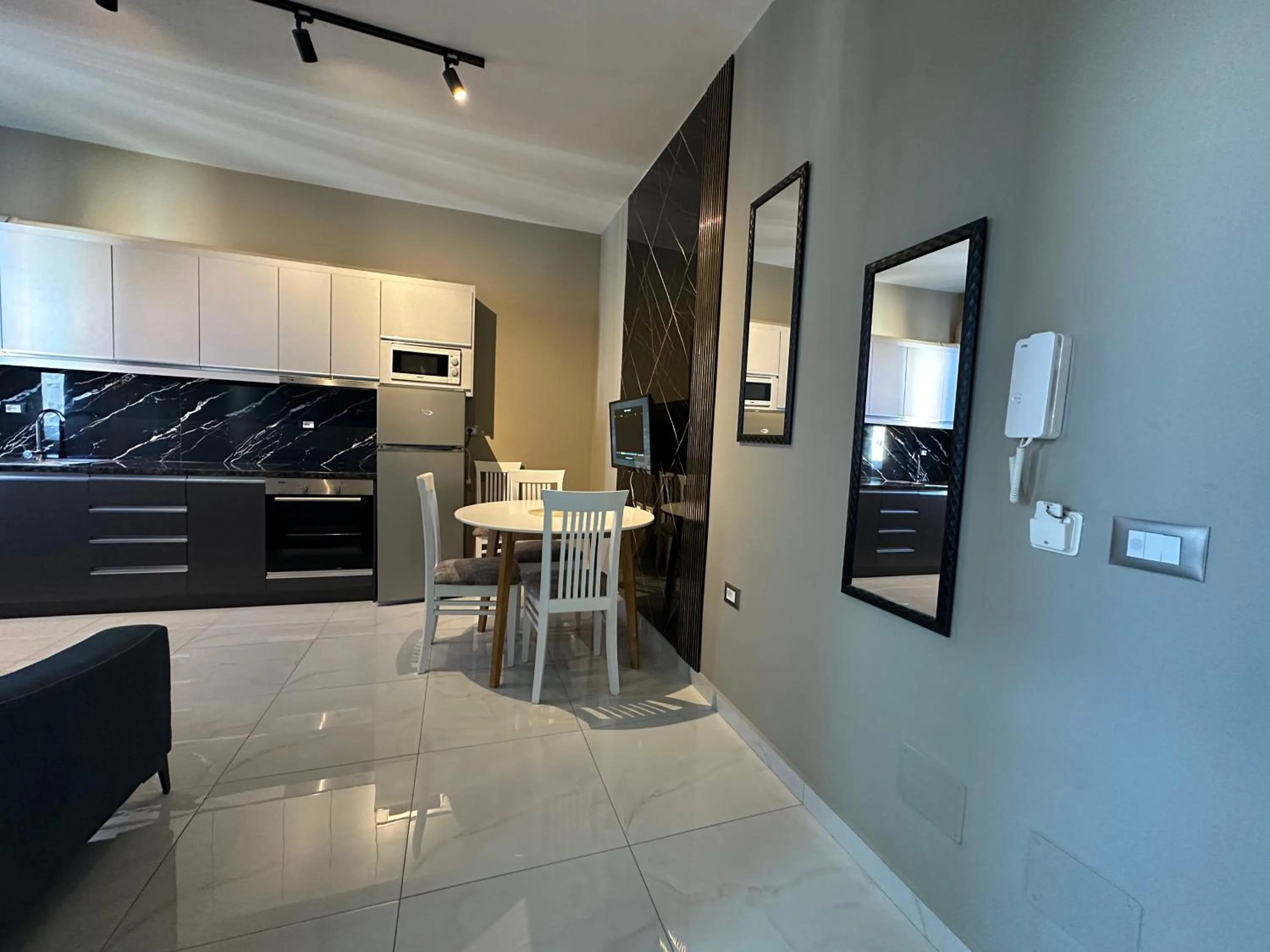 Kitchen or kitchenette in DREAM APARTMENTS Saranda