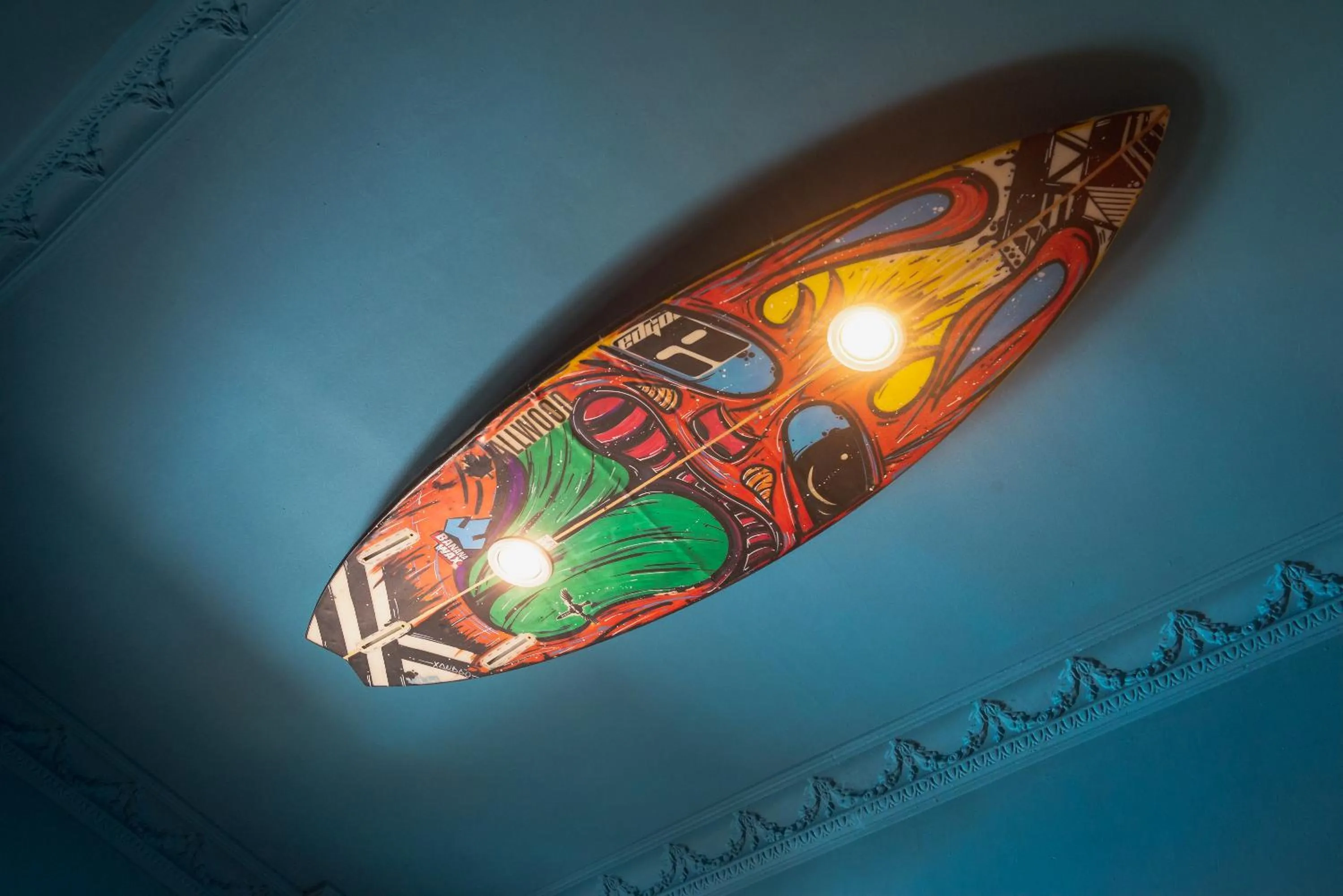 Decorative detail in Longboard Paradise Surf Club