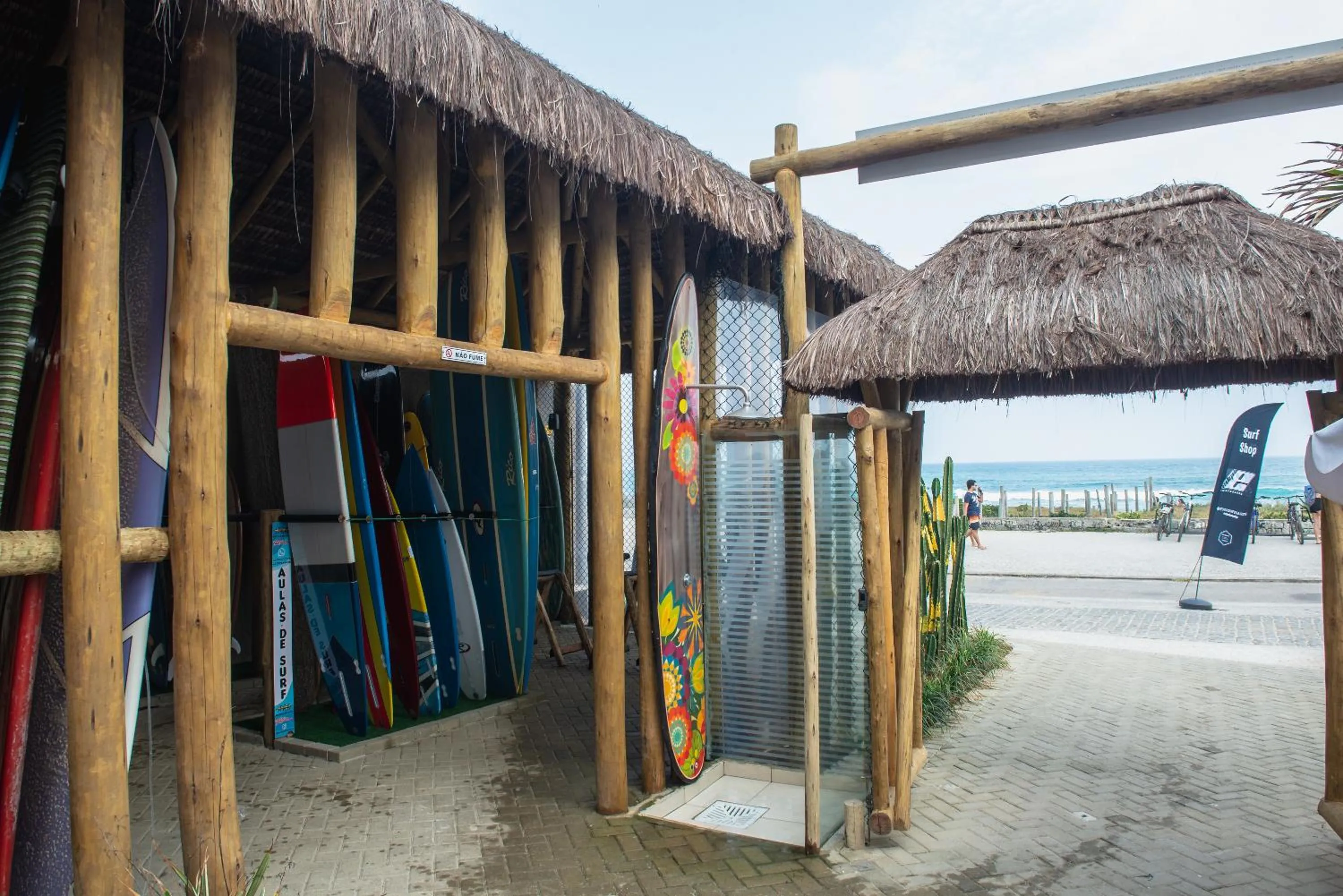 Property building in Longboard Paradise Surf Club