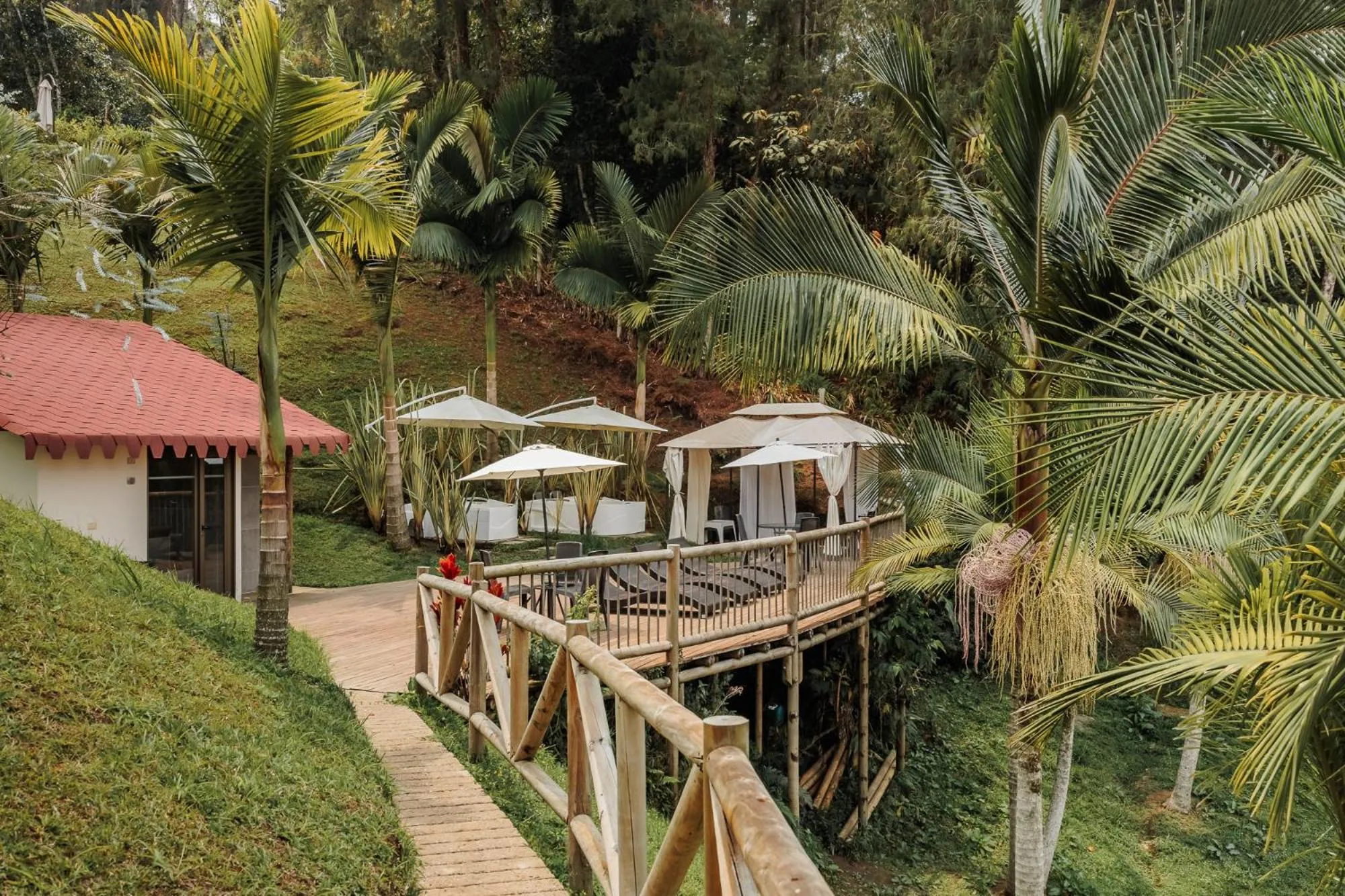 Hot Tub in Pietrasanta hotel campestre frente a la represa del Peñol y Guatape