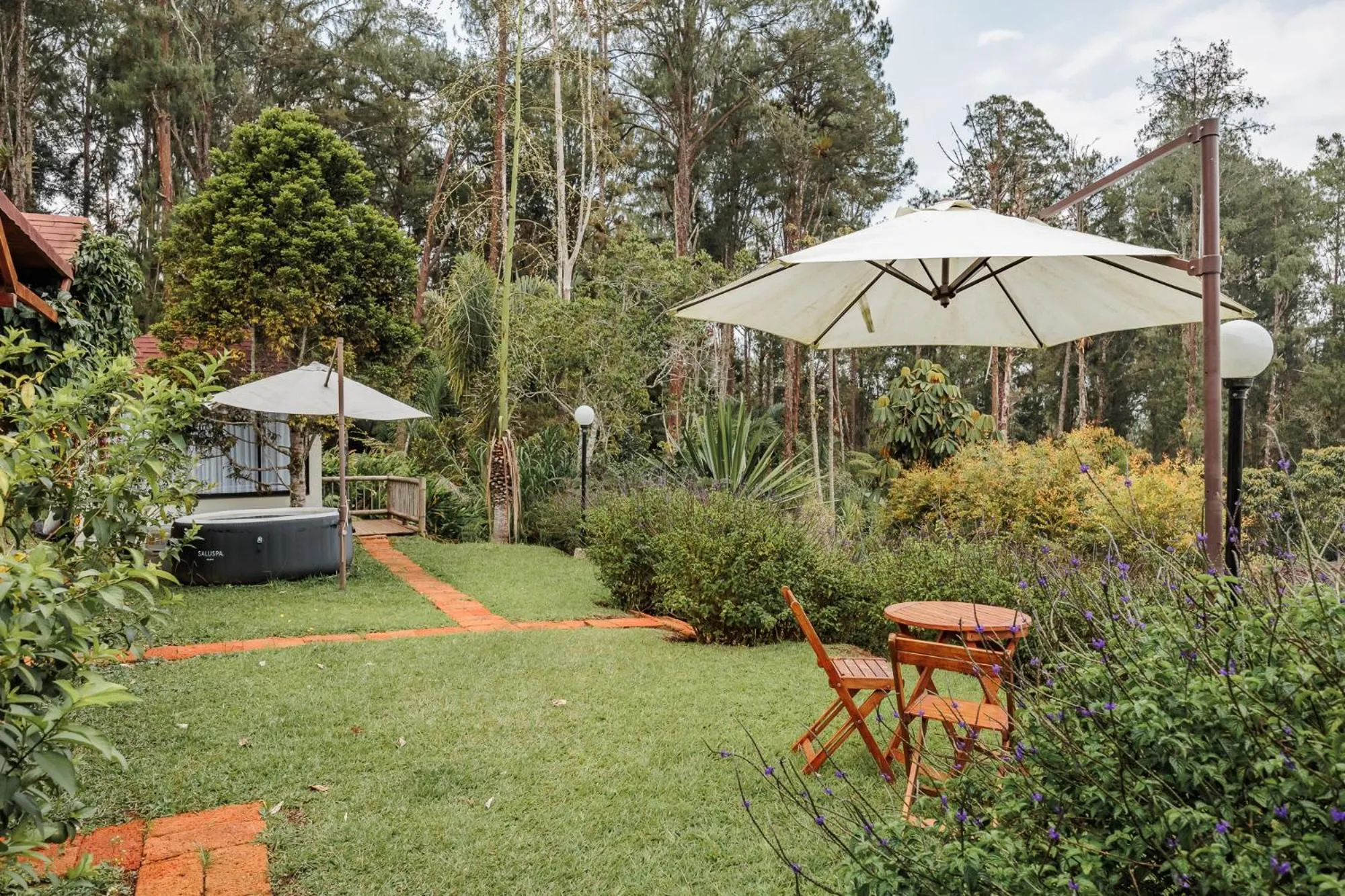 Patio in Pietrasanta hotel campestre frente a la represa del Peñol y Guatape