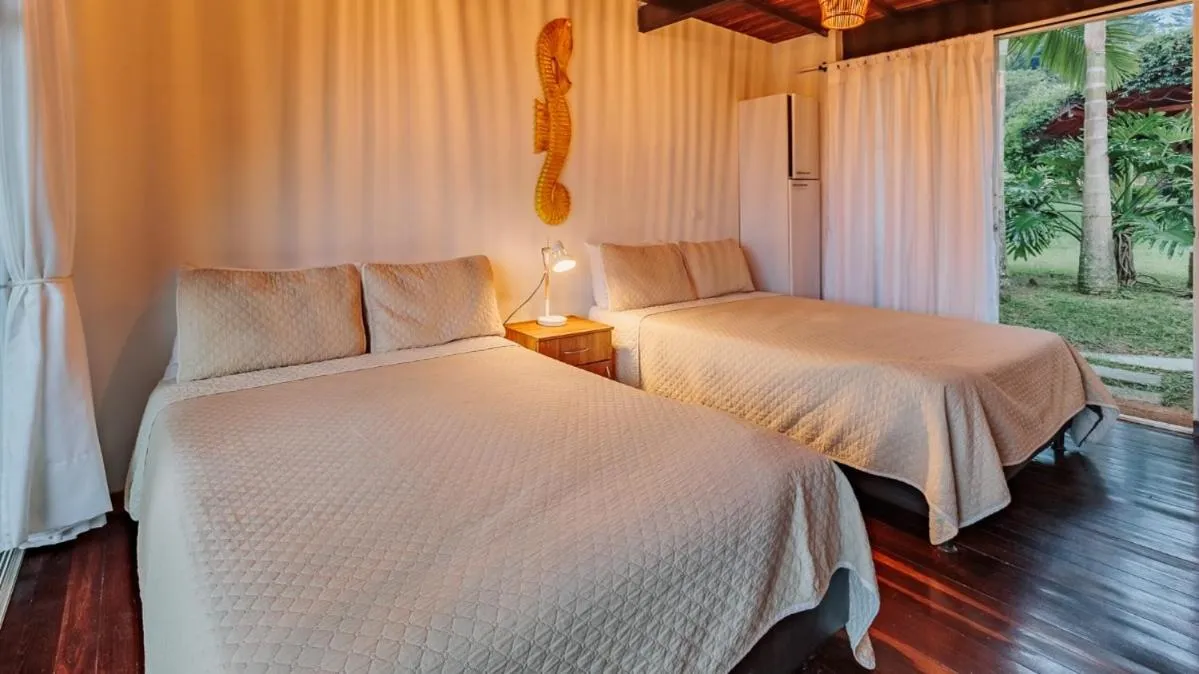 Bed in Pietrasanta hotel campestre frente a la represa del Peñol y Guatape