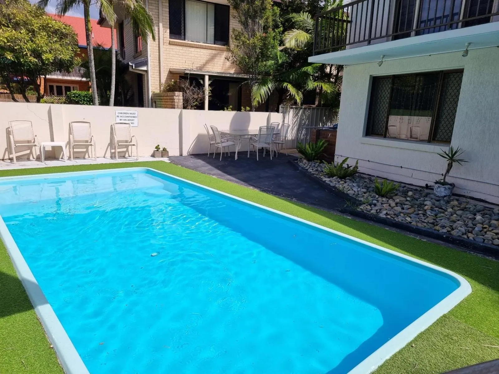 Swimming pool in Ocean Parade Motel