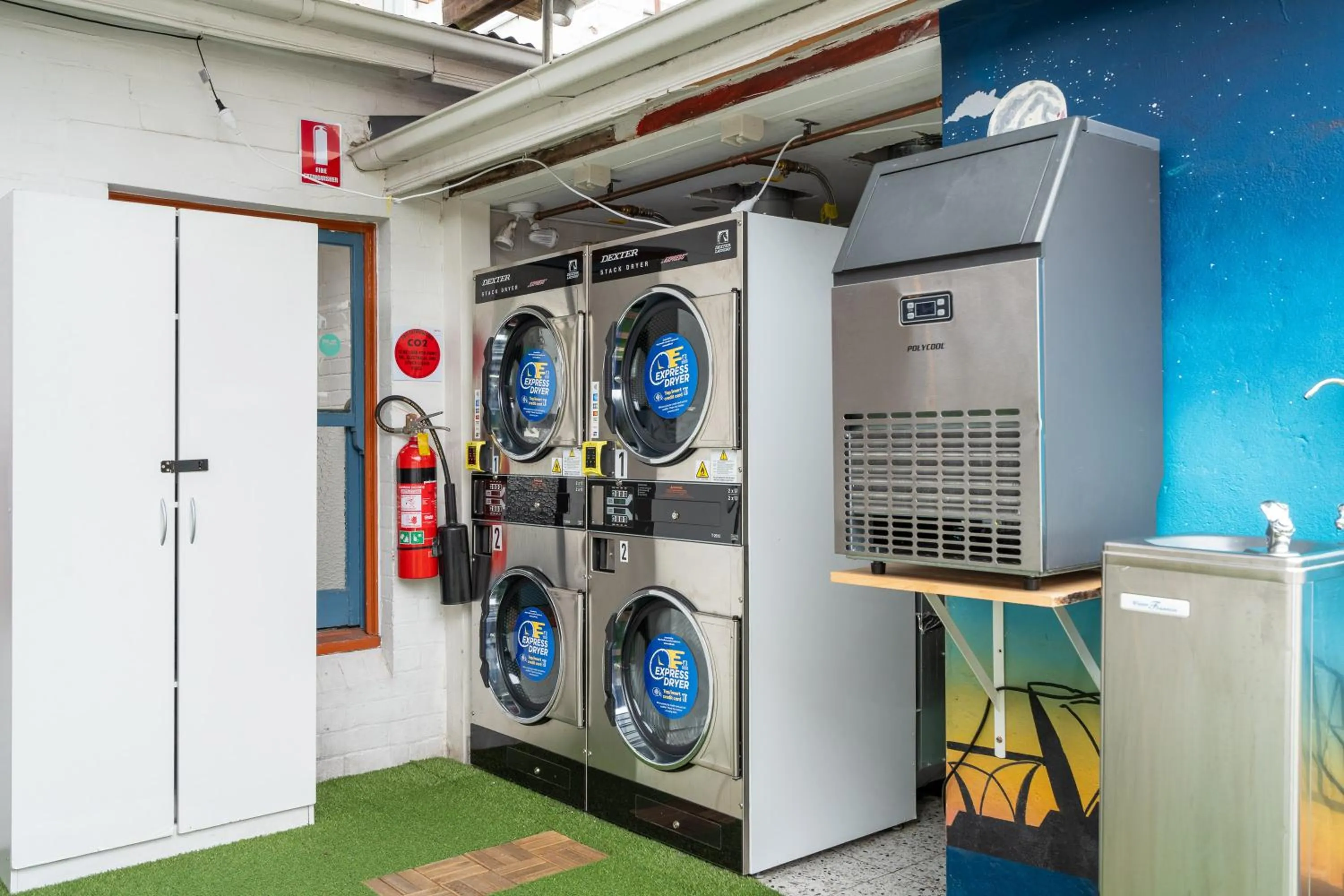 washing machine in Tequila Sunrise Potts Point