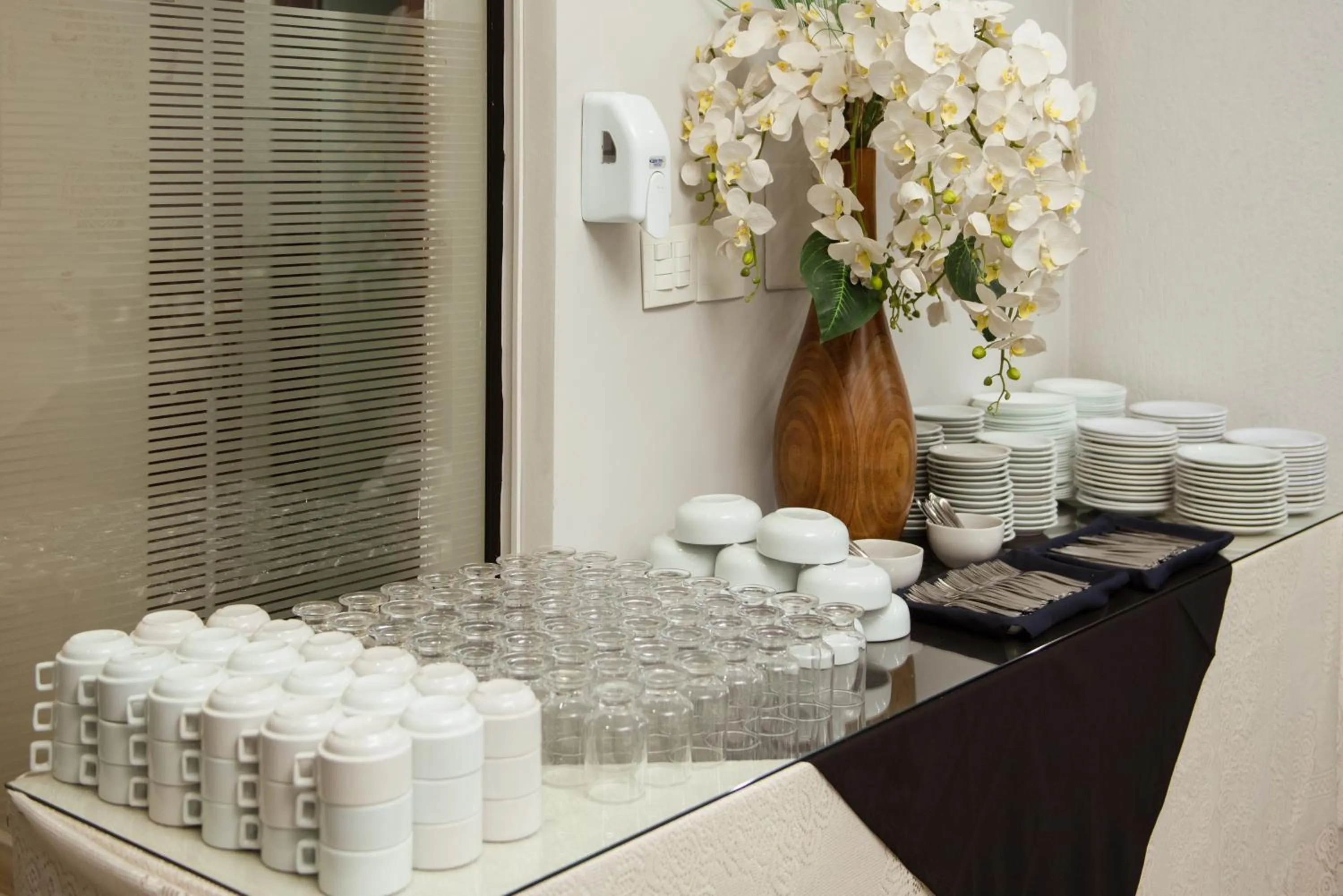 Breakfast in River Palace Hotel