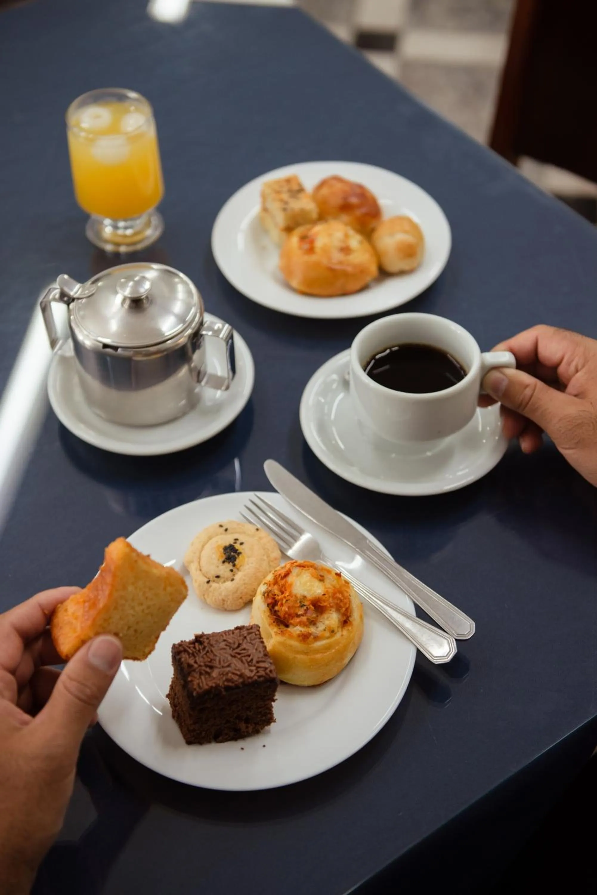 Breakfast in River Palace Hotel