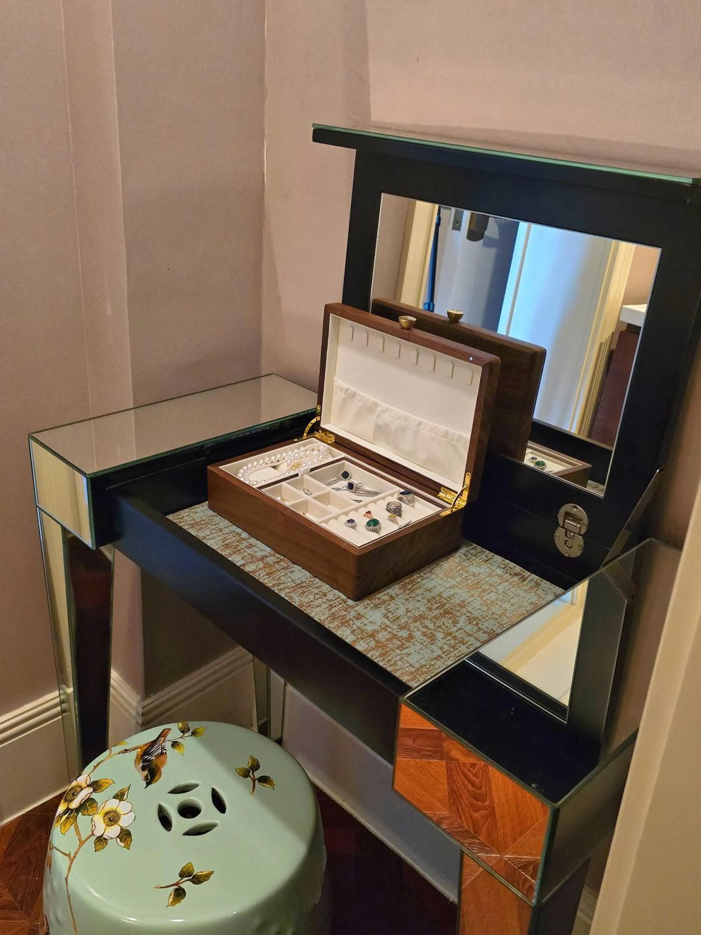 furniture in Jin Jiang Hotel