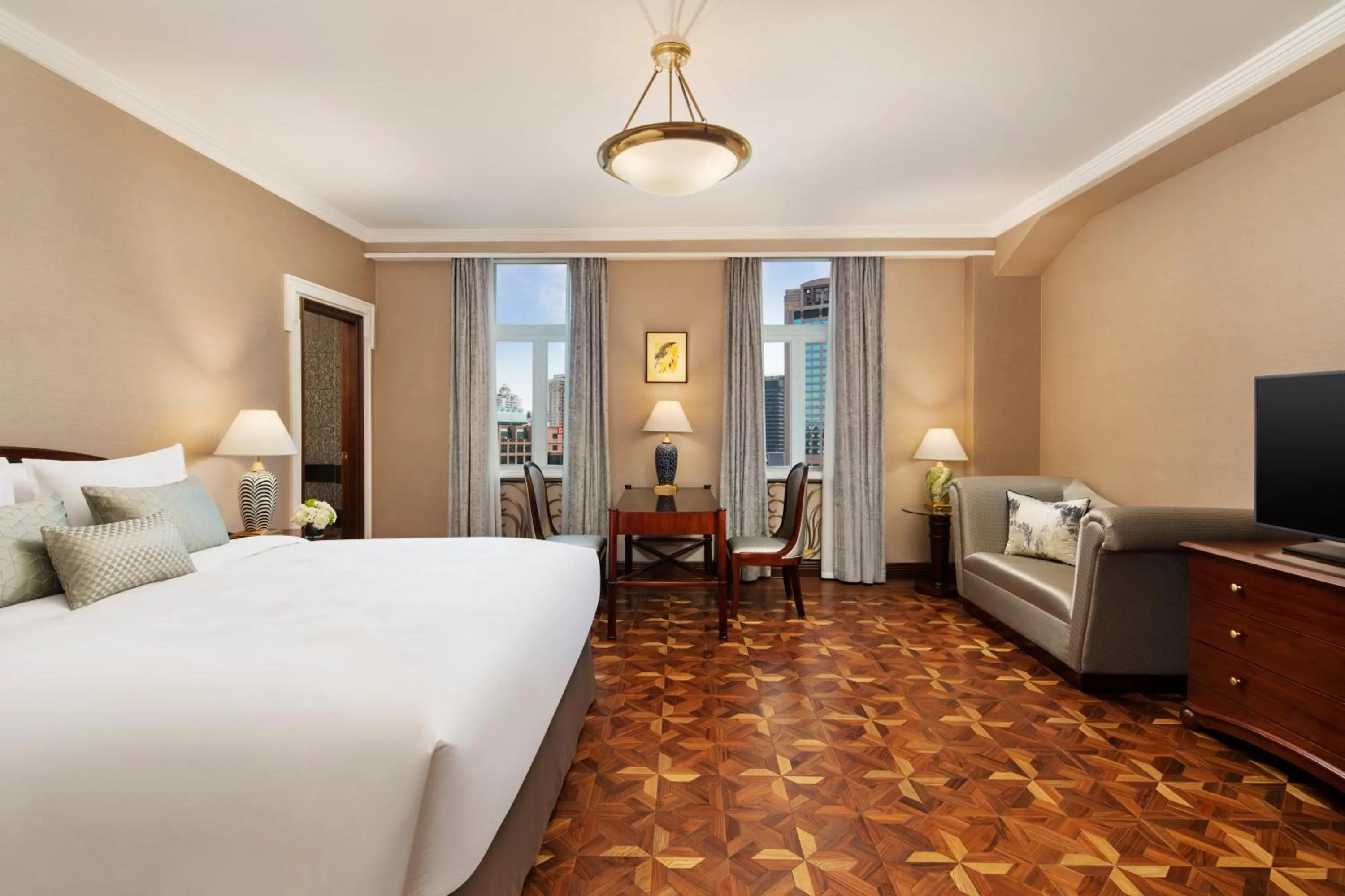 Bed in Jin Jiang Hotel