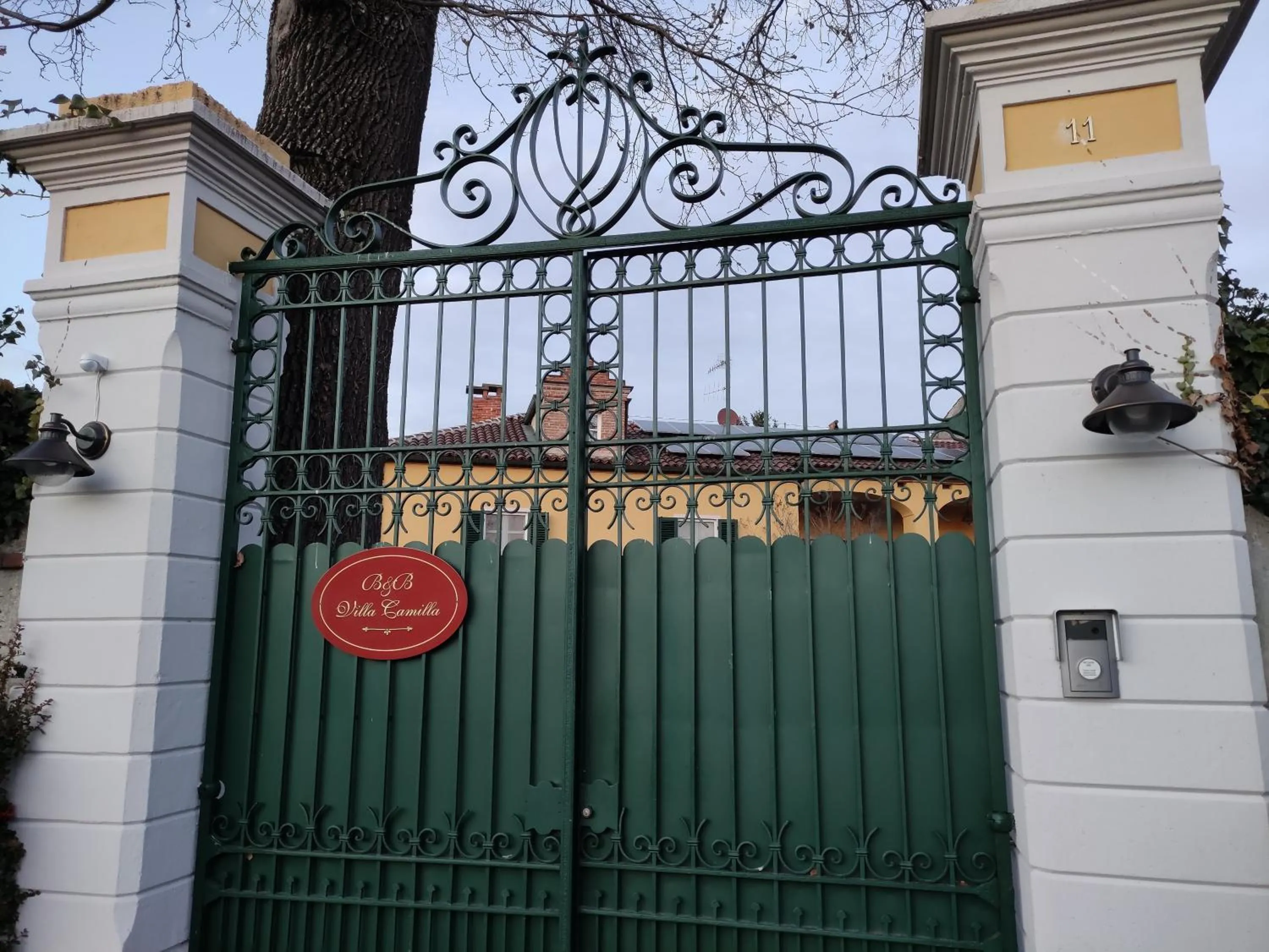 Facade/entrance in Bed&Breakfast Villa Camilla